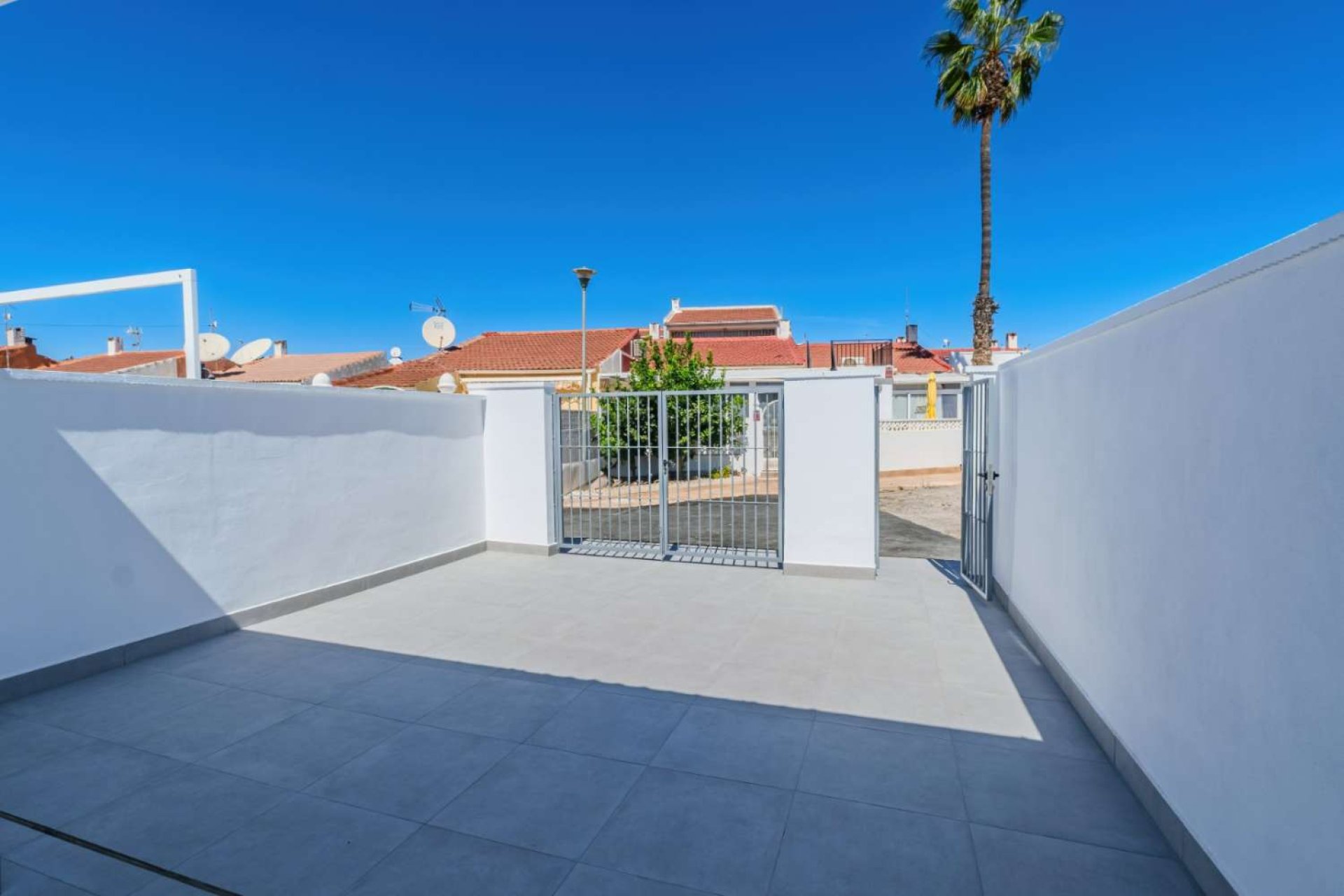 Használt Ingatlanok - Bungaló -
Torrevieja - Costa Blanca