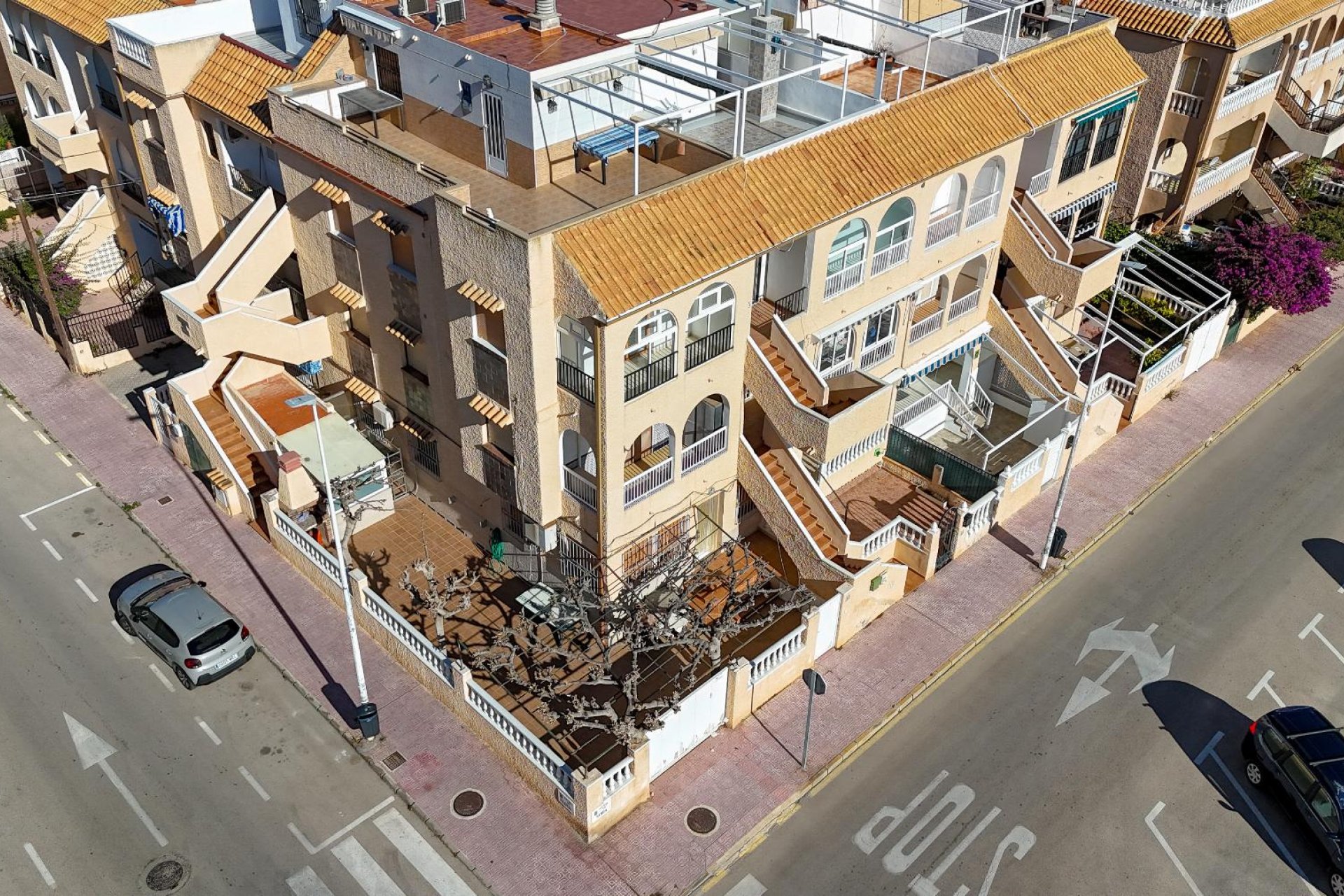 Használt Ingatlanok - Bungaló -
Torrevieja - Costa Blanca