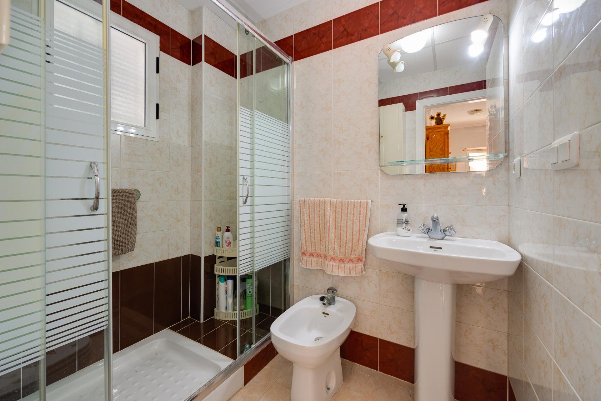 Használt Ingatlanok - Bungaló -
Torrevieja - Costa Blanca