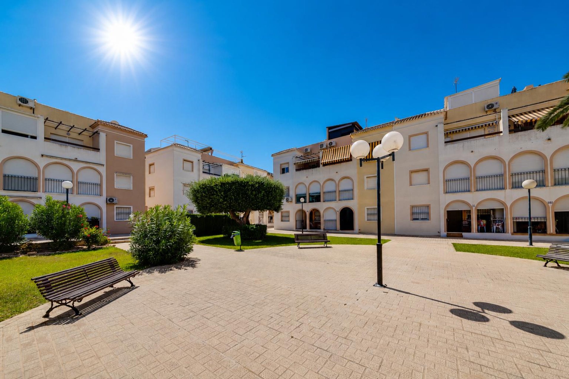 Használt Ingatlanok - Bungaló -
Torrevieja - Costa Blanca