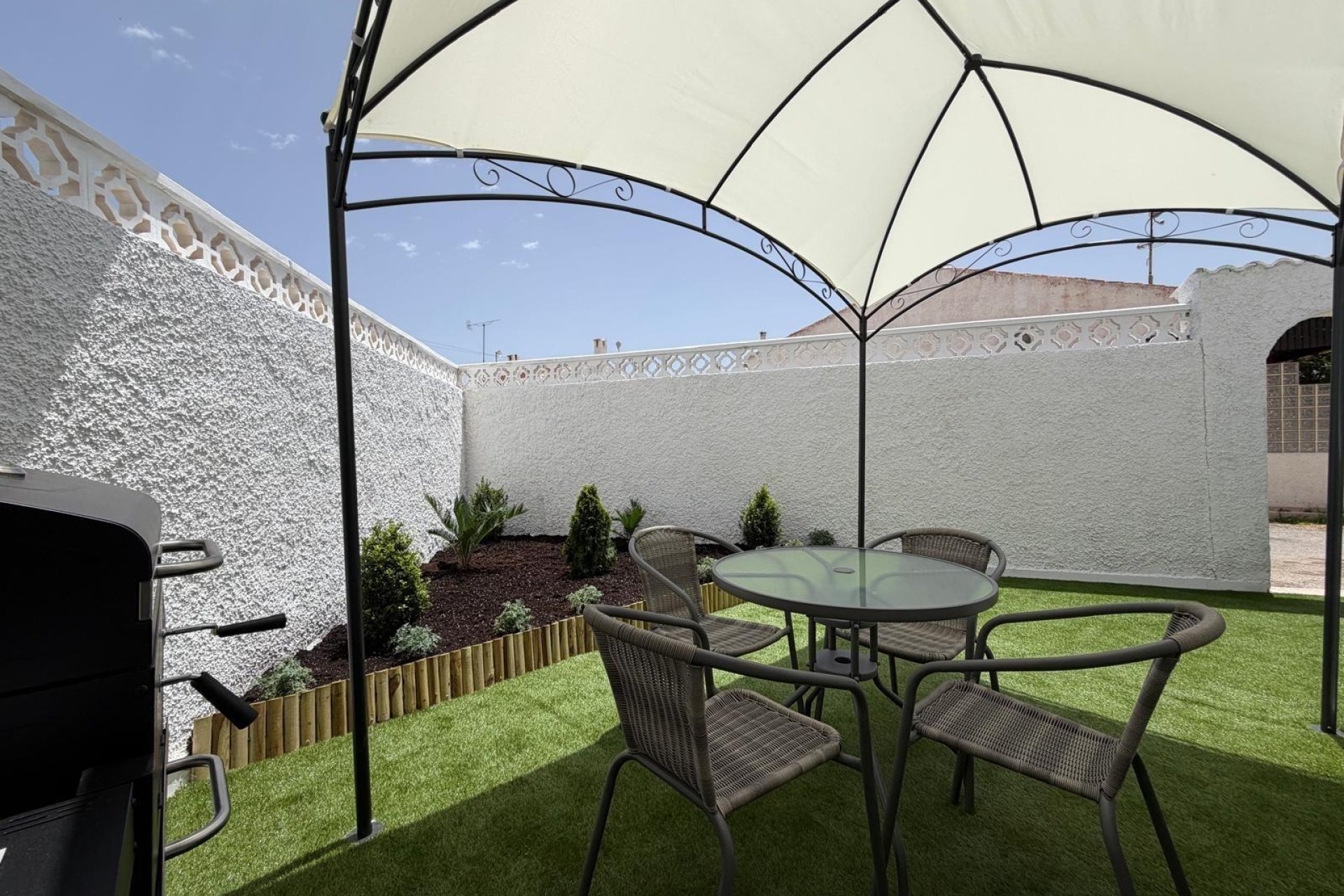 Használt Ingatlanok - Bungaló -
Torrevieja - El Limonar