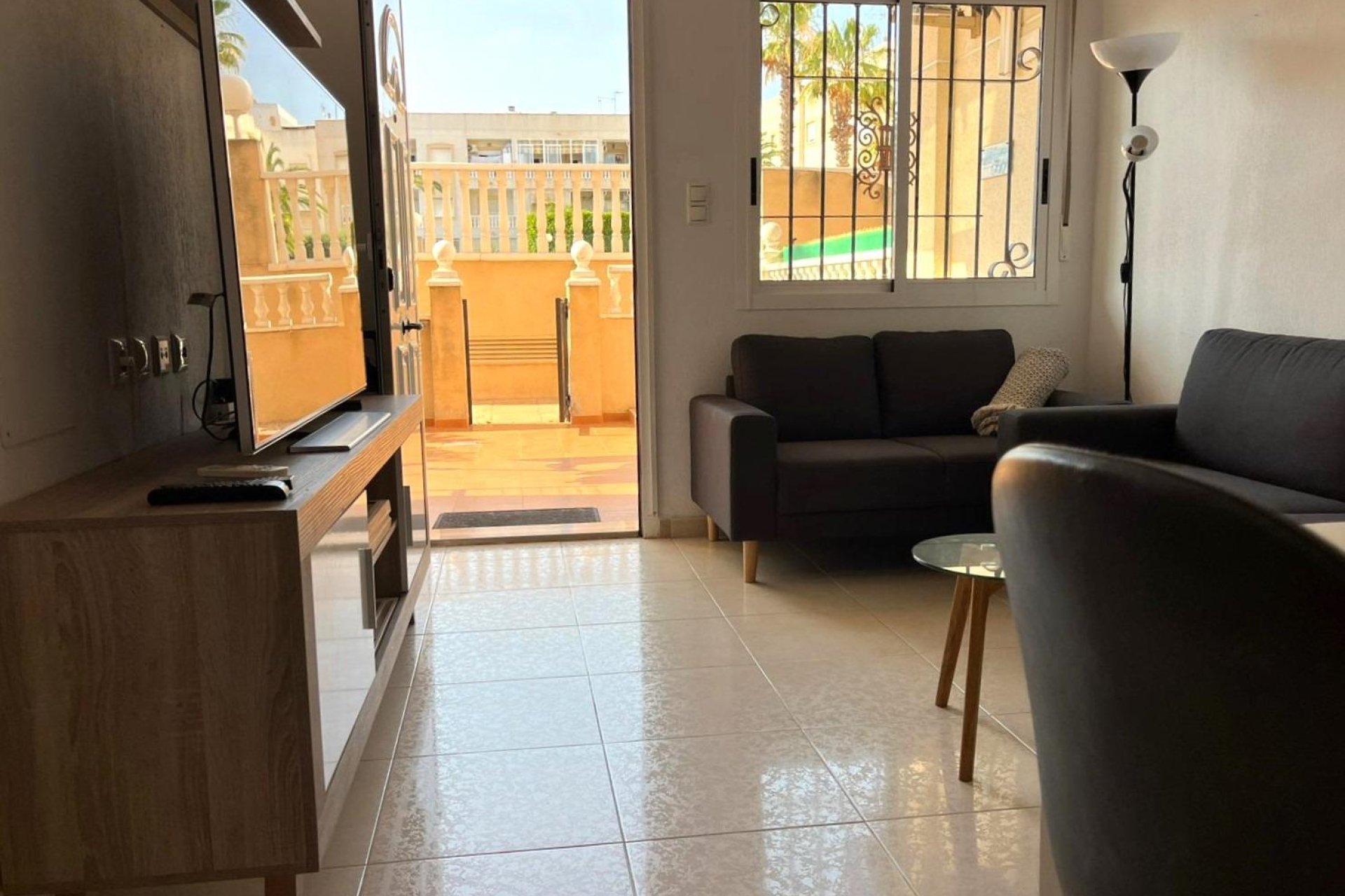 Használt Ingatlanok - Bungaló -
Torrevieja - Estacion De Autobuses