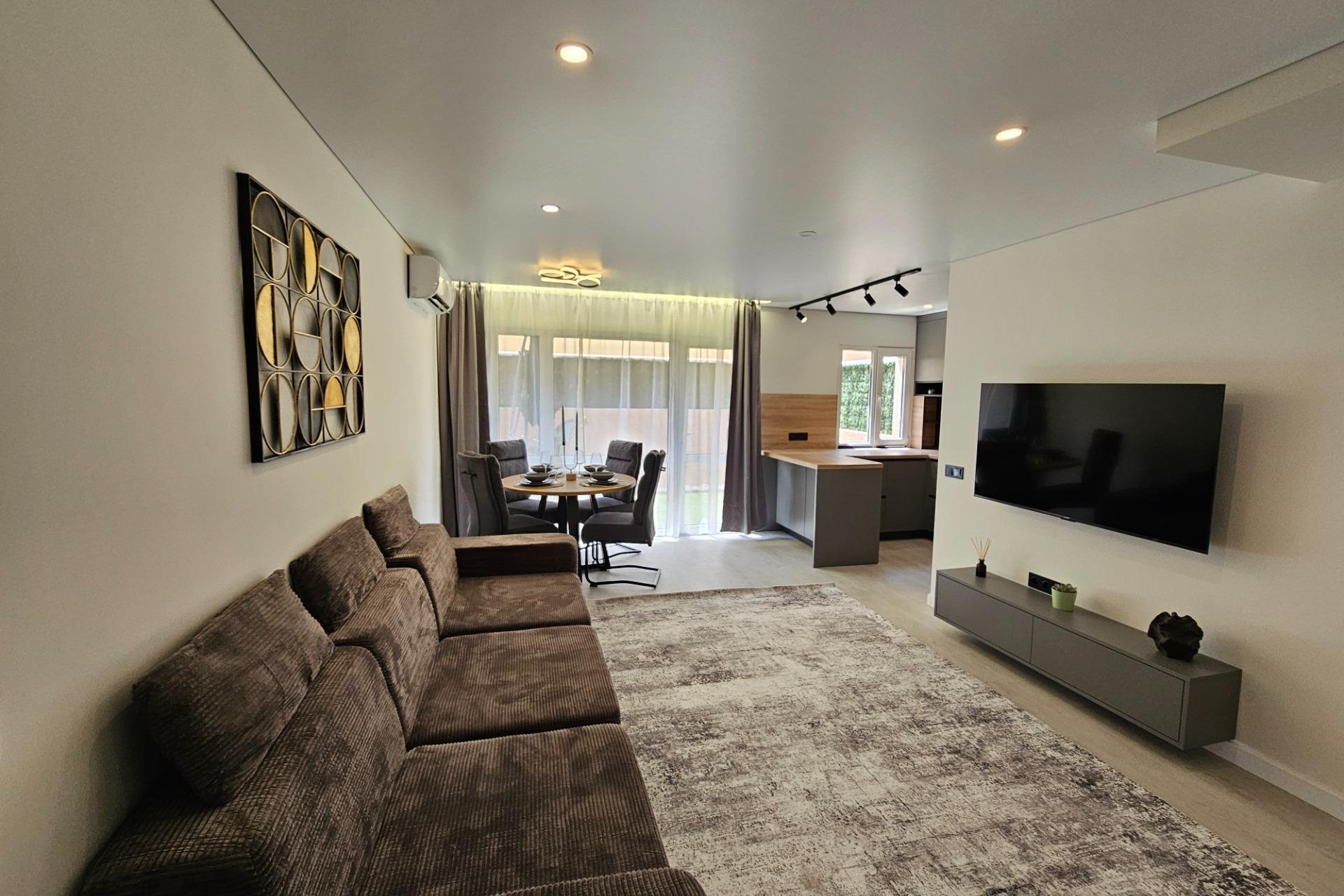 Használt Ingatlanok - Bungaló -
Torrevieja - Los Europeos