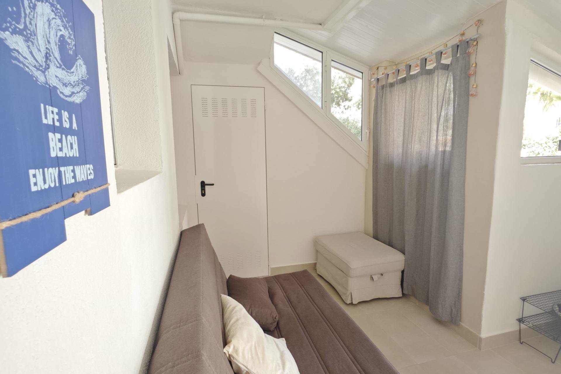 Használt Ingatlanok - Bungaló -
Torrevieja - Playa del Cura