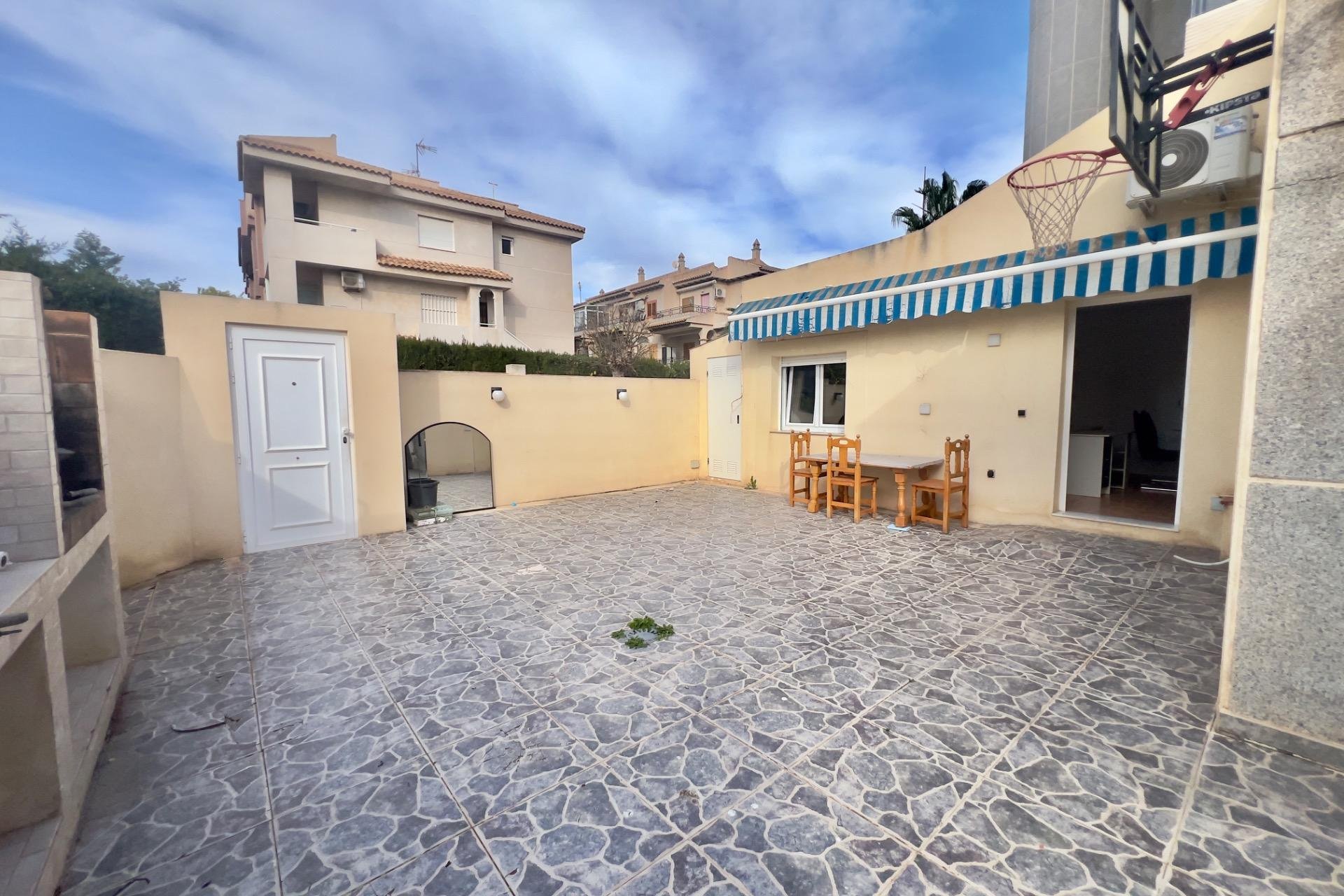 Használt Ingatlanok - Bungaló -
Torrevieja - Torreblanca