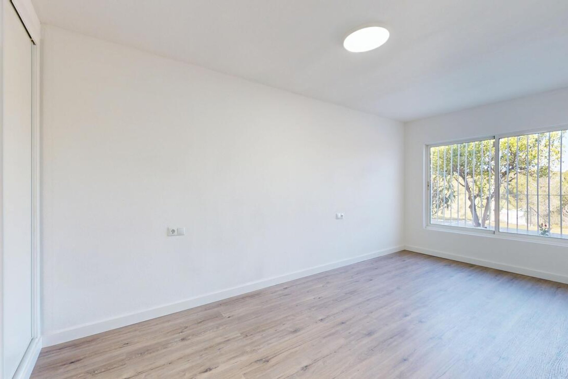 Használt Ingatlanok - Bungaló -
Villamartin - Costa Blanca