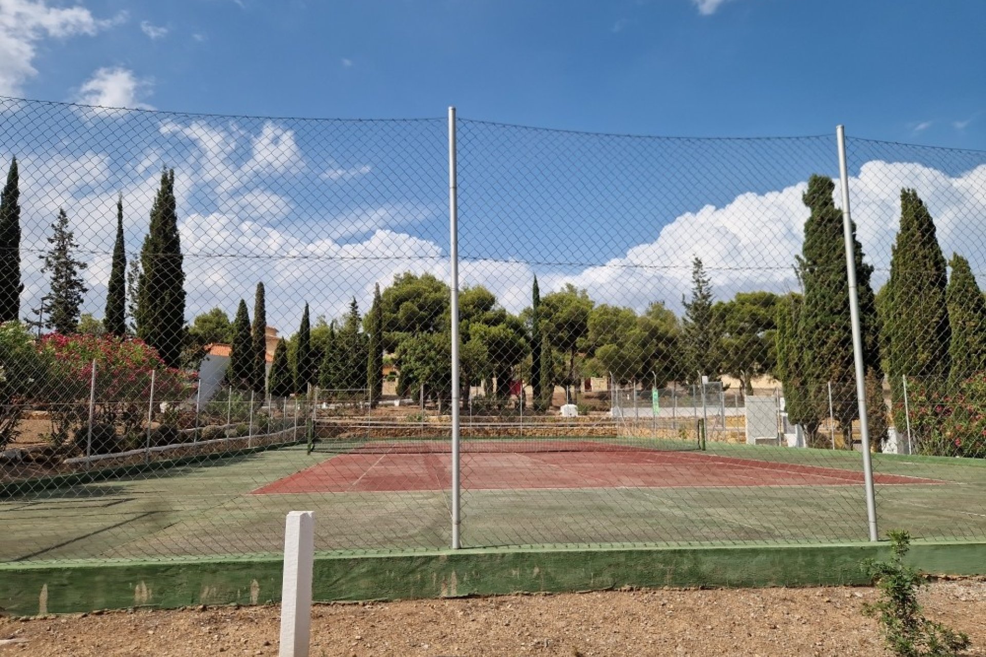 Használt Ingatlanok - Ikerház -
La Nucía - Costa Blanca