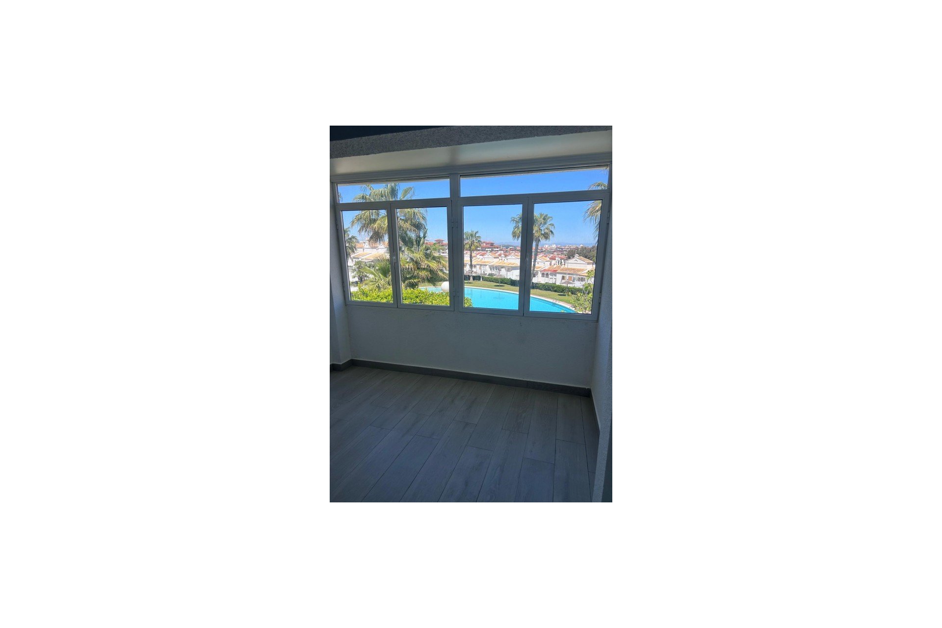 Használt Ingatlanok - Kétszintes lakás -
Torrevieja - Costa Blanca