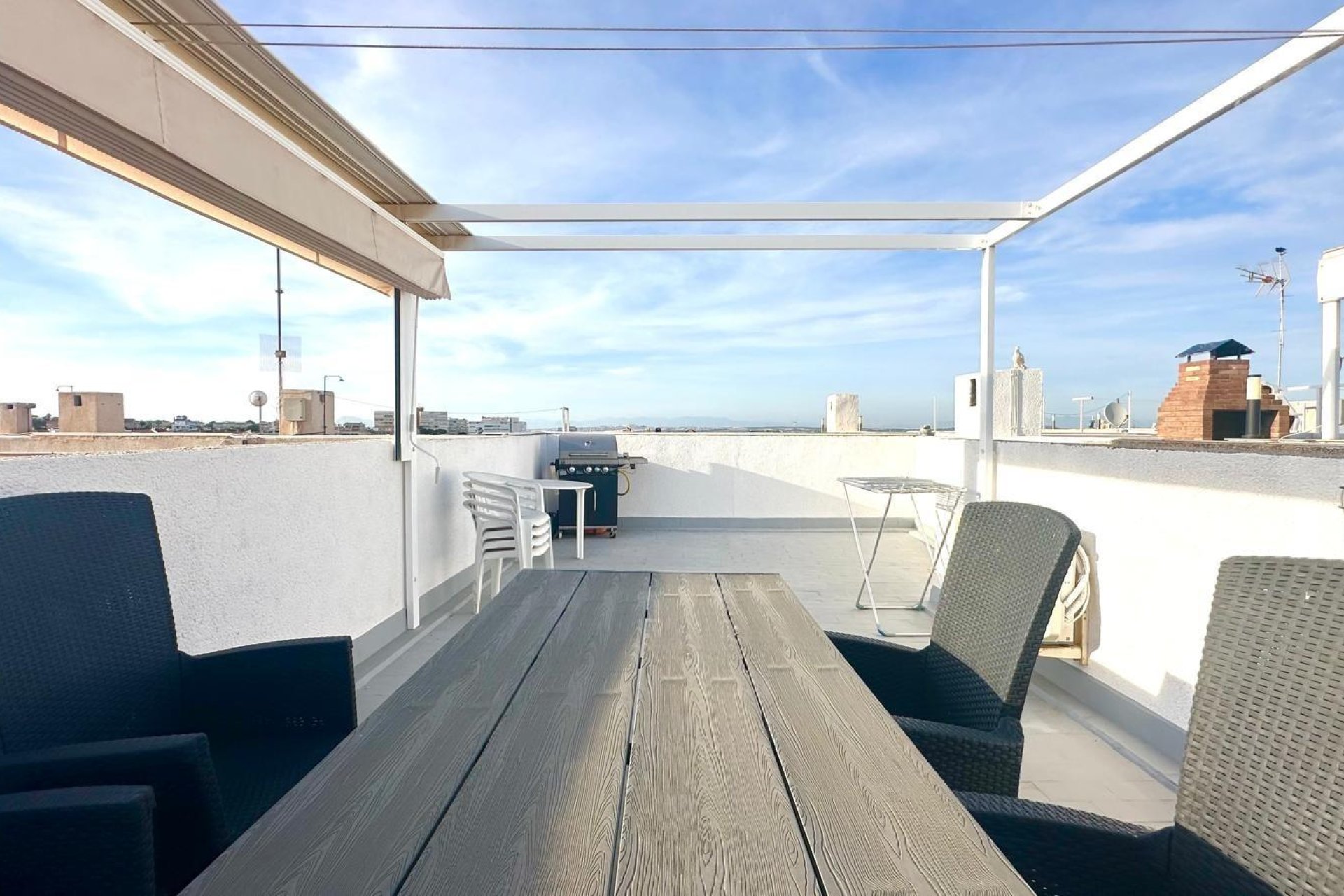 Használt Ingatlanok - Kétszintes lakás -
Torrevieja - La Mata