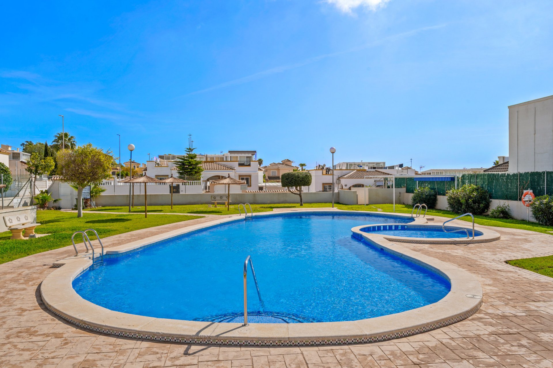 Használt Ingatlanok - Quad House -
La Marina - Costa Blanca
