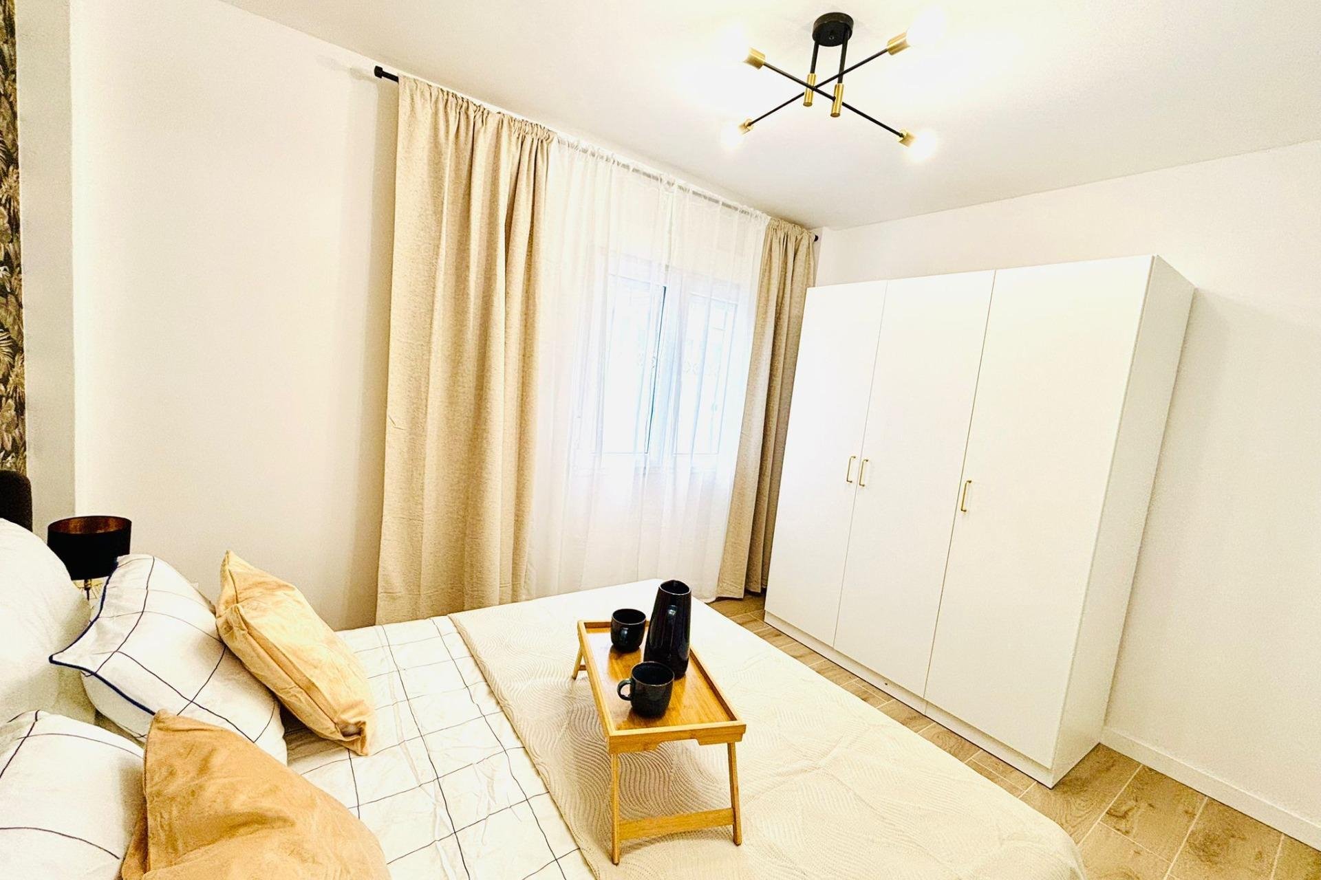 Használt Ingatlanok - Quad House -
Torrevieja - Carrefour
