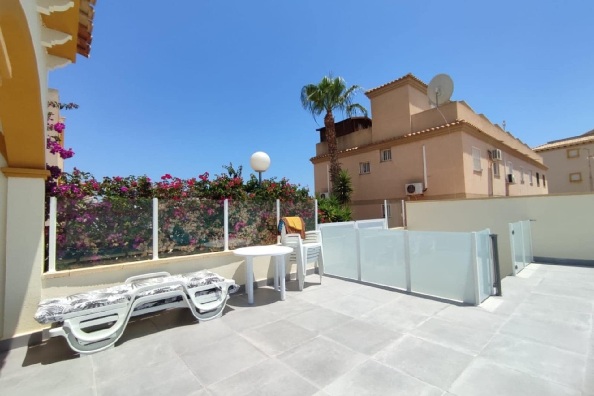 Használt Ingatlanok - Quad Villa -
Playa Flamenca - Costa Blanca
