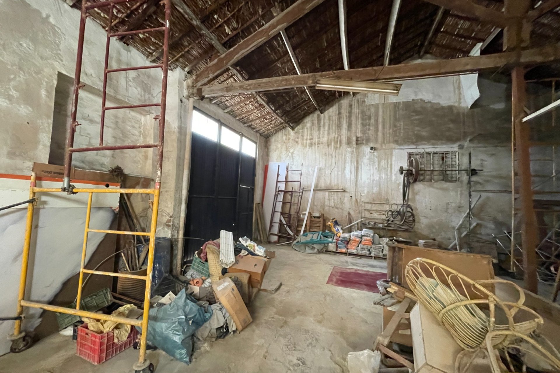 Használt Ingatlanok - Sorház -
Benejúzar - Inland