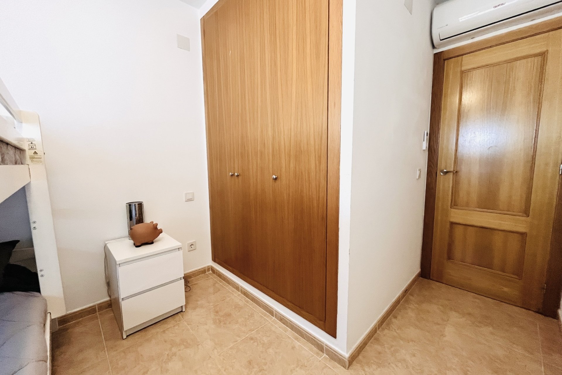 Használt Ingatlanok - Sorház -
Cabo Roig - Costa Blanca