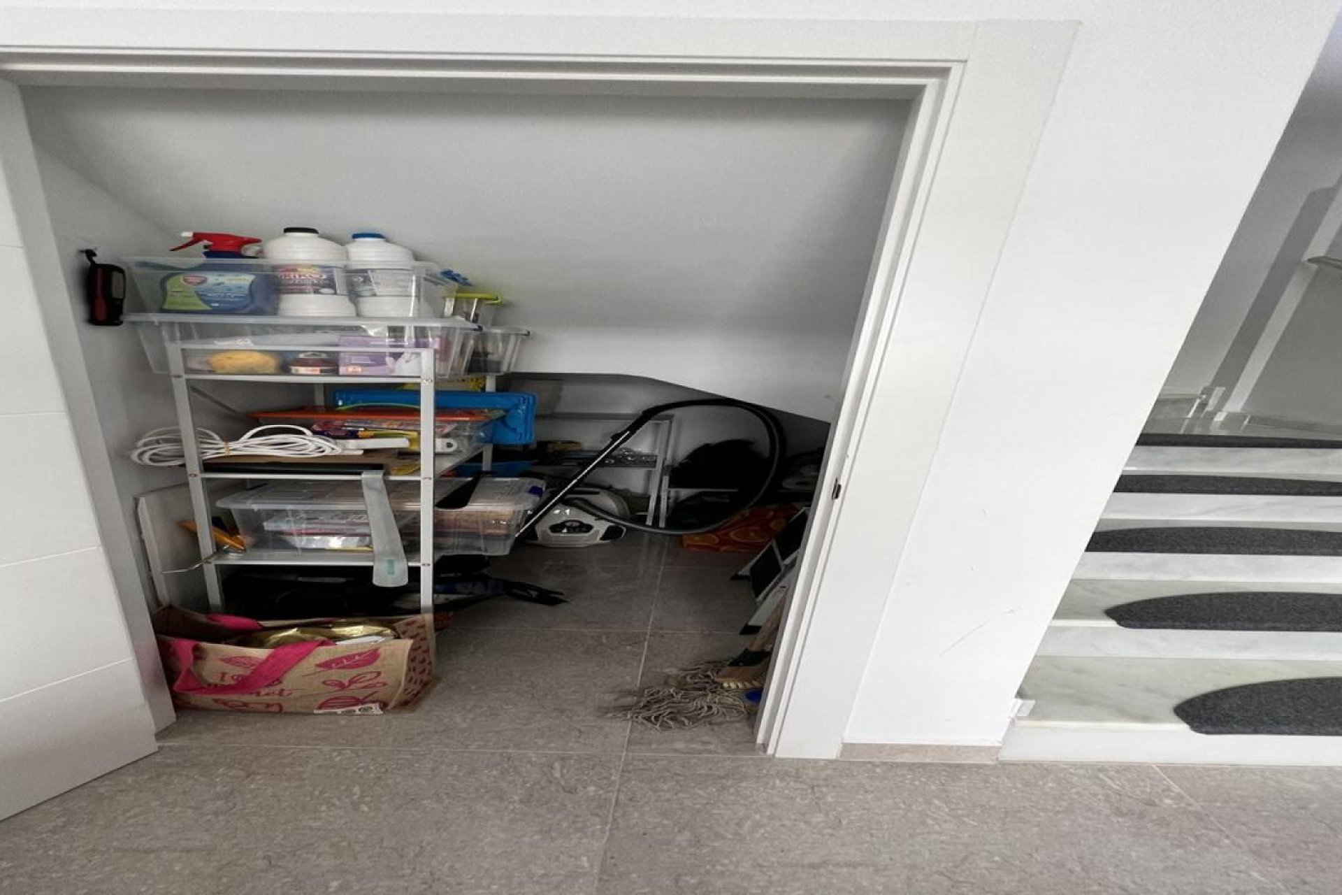 Használt Ingatlanok - Sorház -
Cabo Roig - Costa Blanca