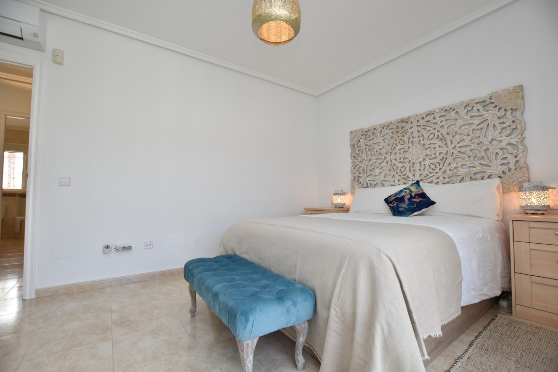 Használt Ingatlanok - Sorház -
Ciudad Quesada - Costa Blanca