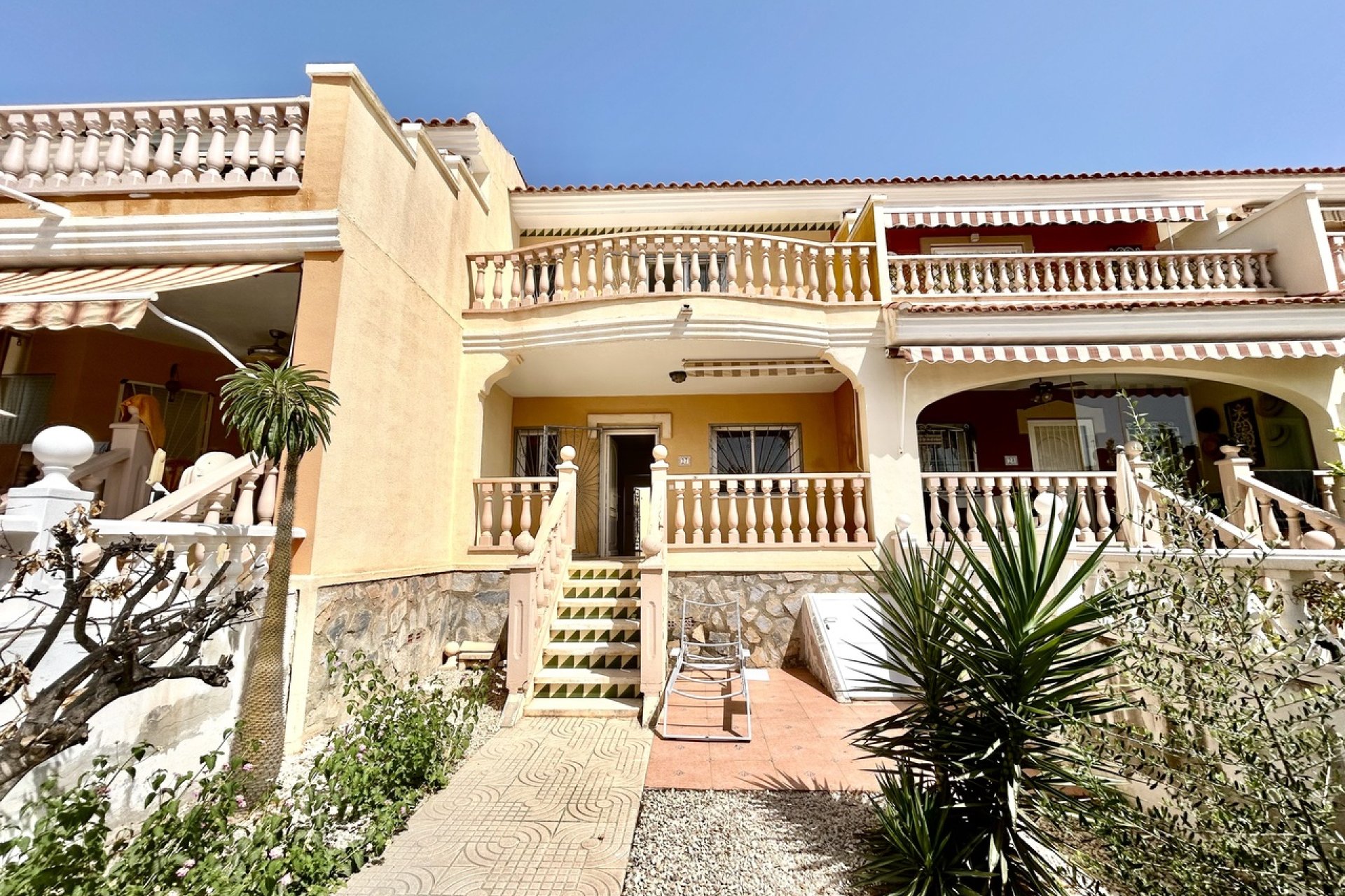 Használt Ingatlanok - Sorház -
Ciudad Quesada - Costa Blanca