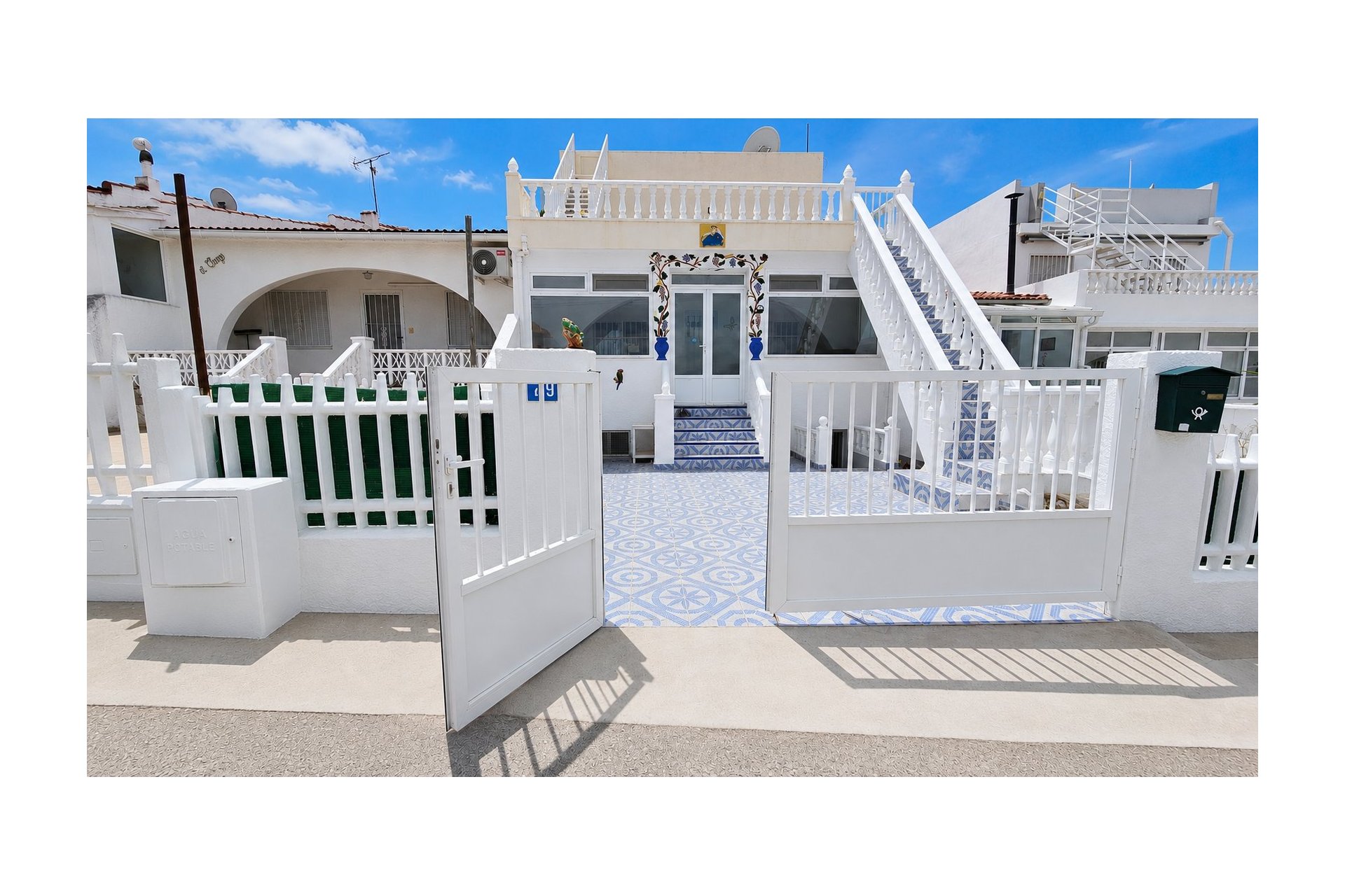 Használt Ingatlanok - Sorház -
Ciudad Quesada - Costa Blanca
