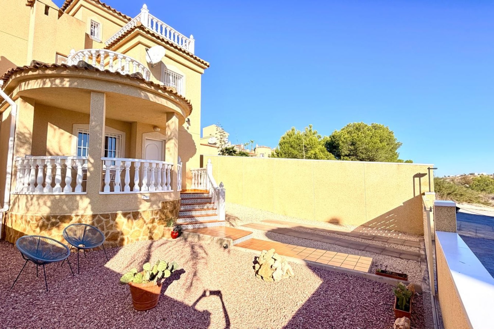 Használt Ingatlanok - Sorház -
Ciudad Quesada - Costa Blanca
