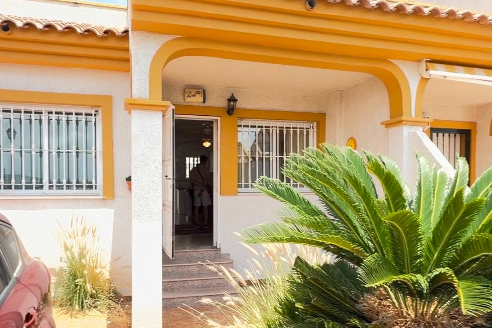 Használt Ingatlanok - Sorház -
Daya Nueva - Costa Blanca