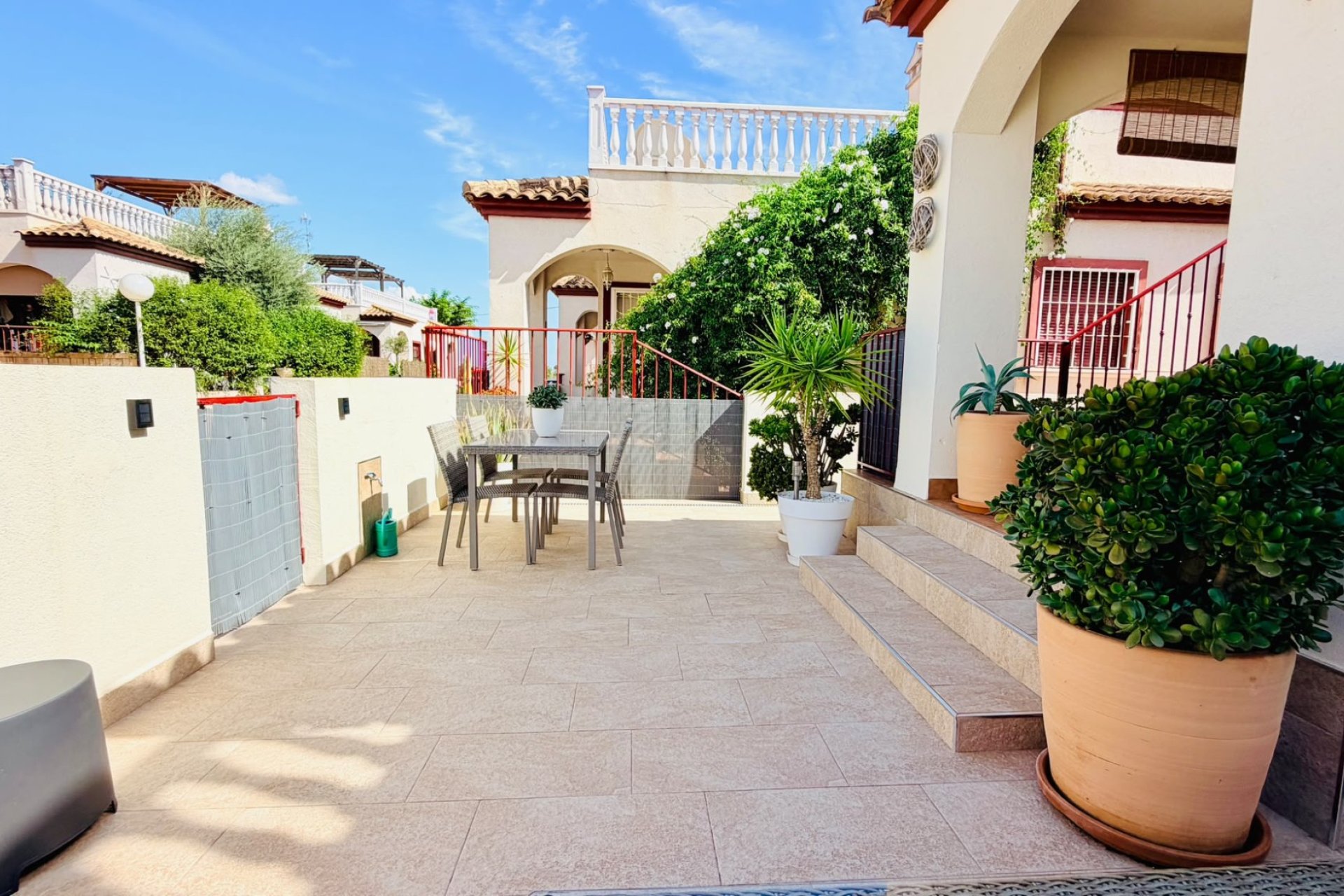 Használt Ingatlanok - Sorház -
Daya Vieja - Costa Blanca