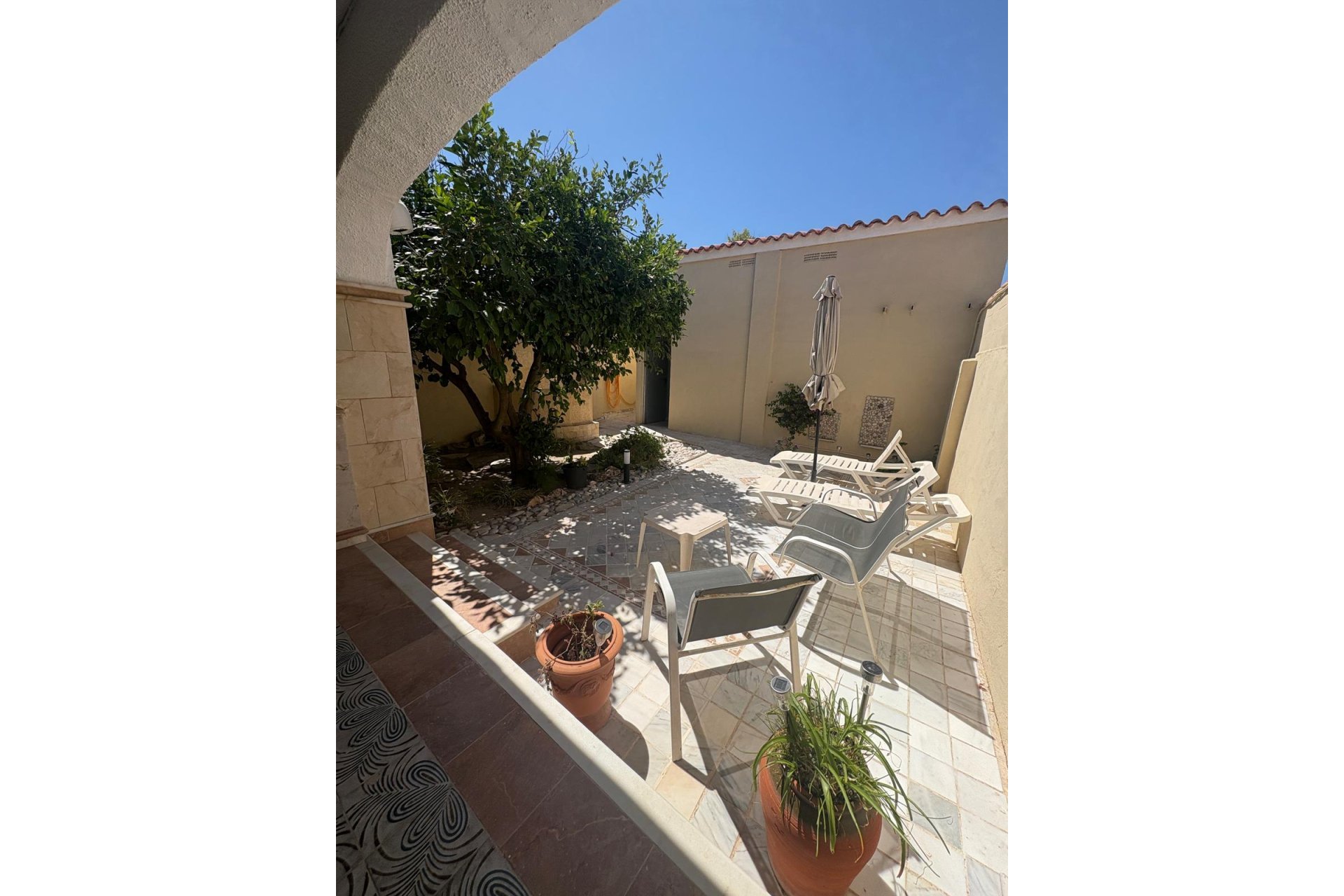 Használt Ingatlanok - Sorház -
Denia - Costa Blanca