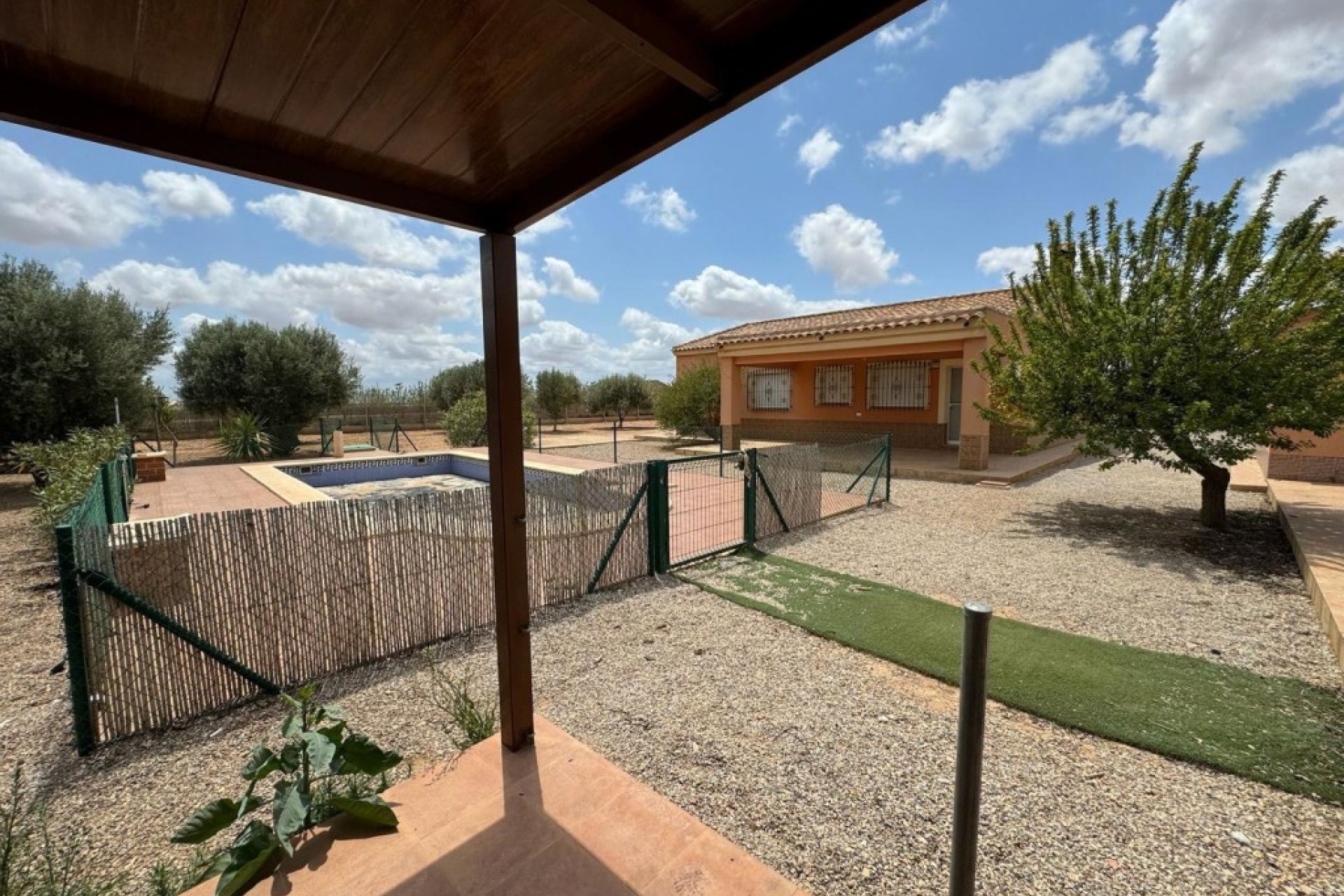 Használt Ingatlanok - Sorház -
Fuente Álamo - Inland