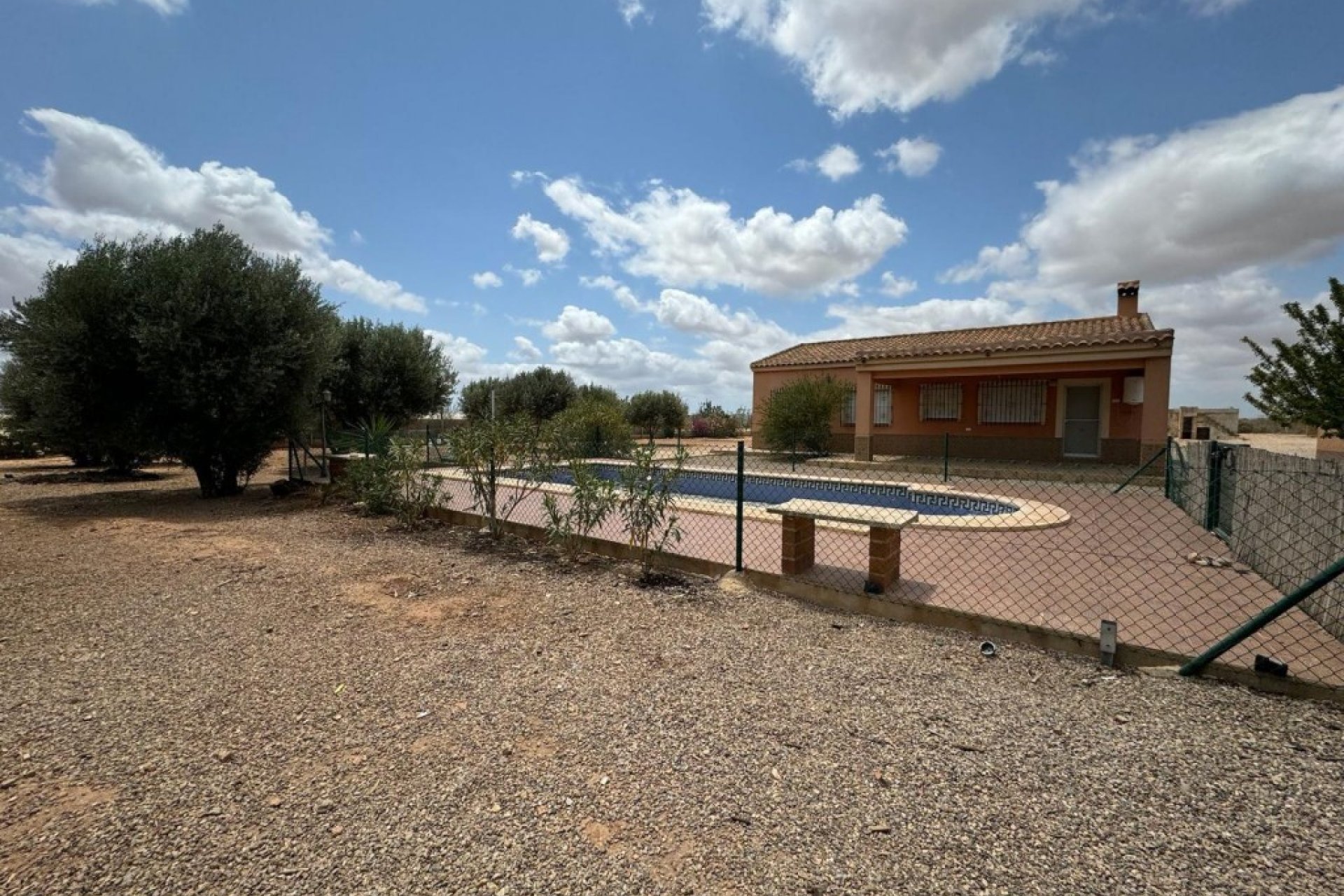 Használt Ingatlanok - Sorház -
Fuente Álamo - Inland