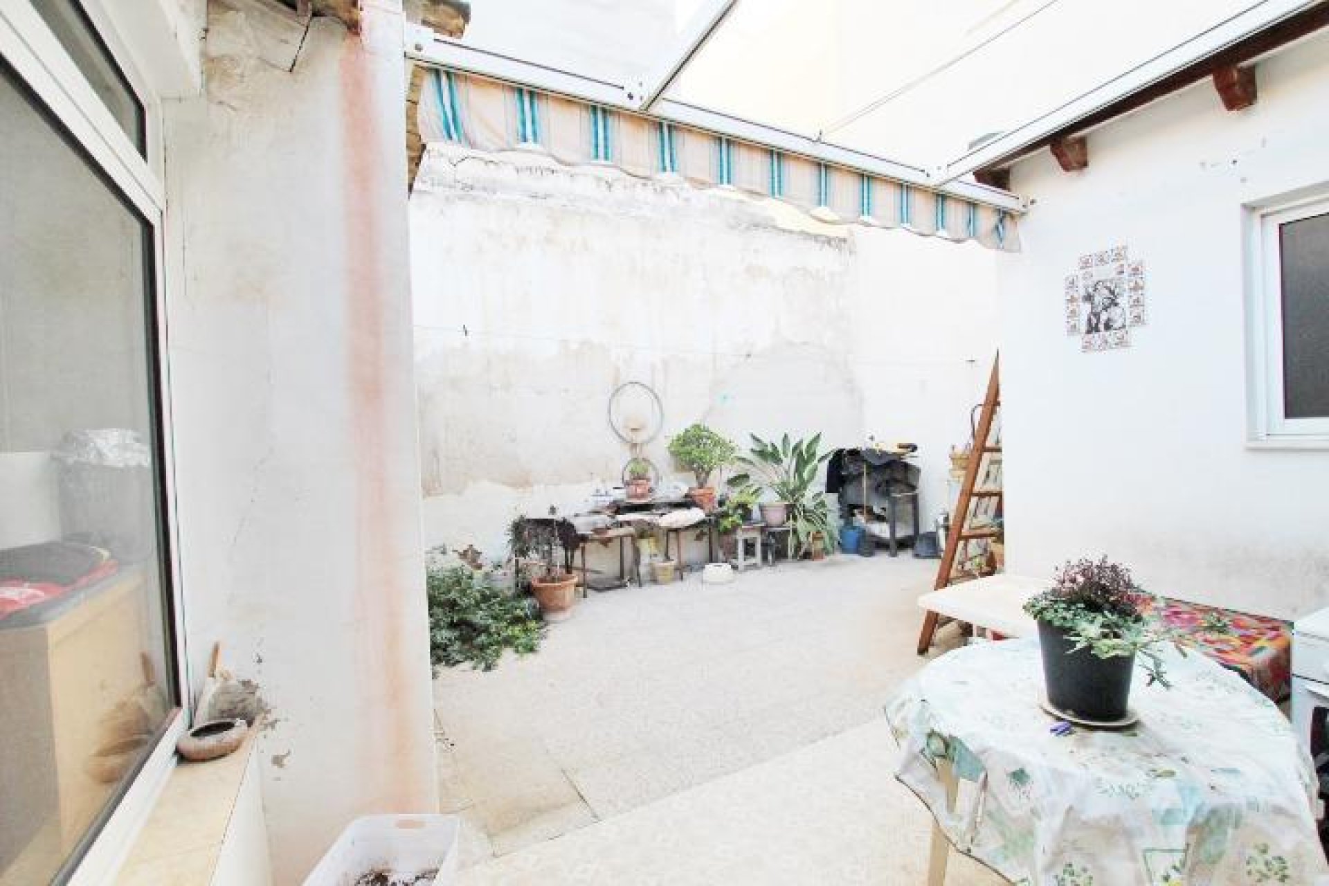 Használt Ingatlanok - Sorház -
Guardamar del Segura - Centrum