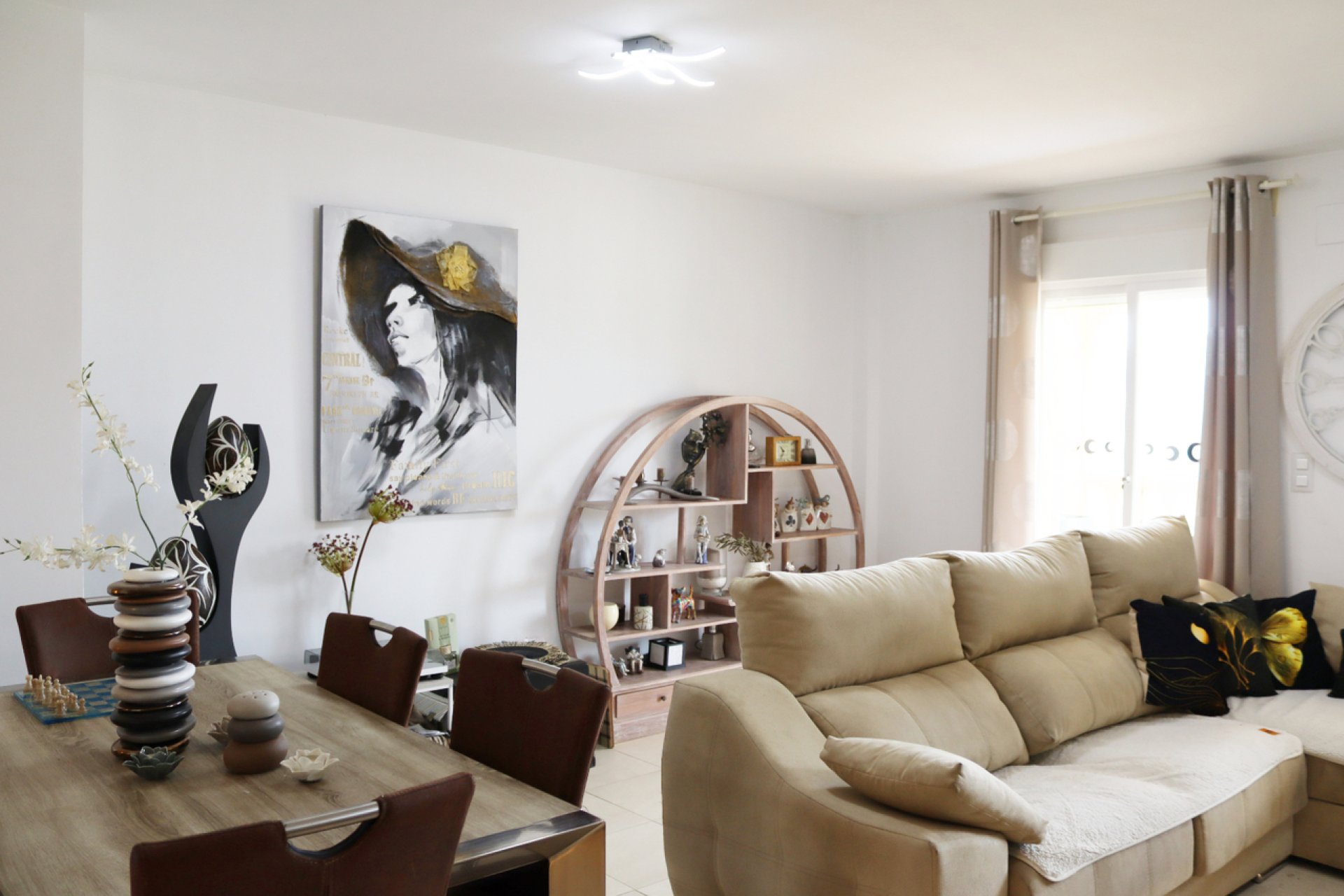 Használt Ingatlanok - Sorház -
Jalón - Inland