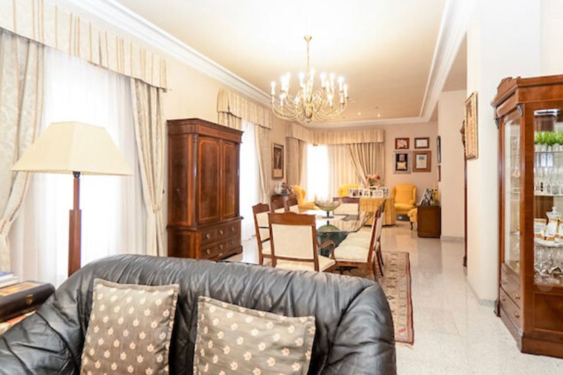 Használt Ingatlanok - Sorház -
Jumilla - Inland