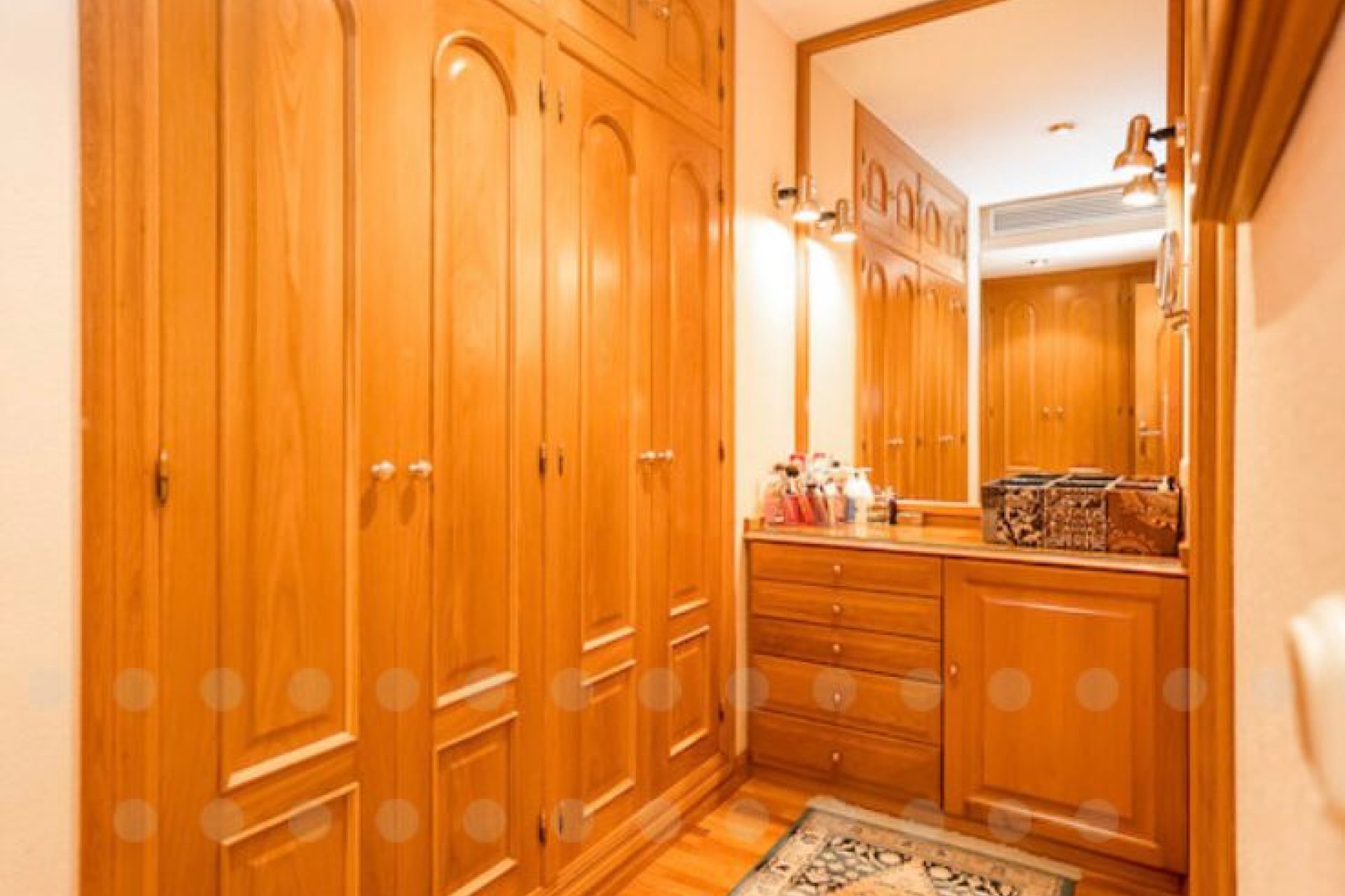 Használt Ingatlanok - Sorház -
Jumilla - Inland