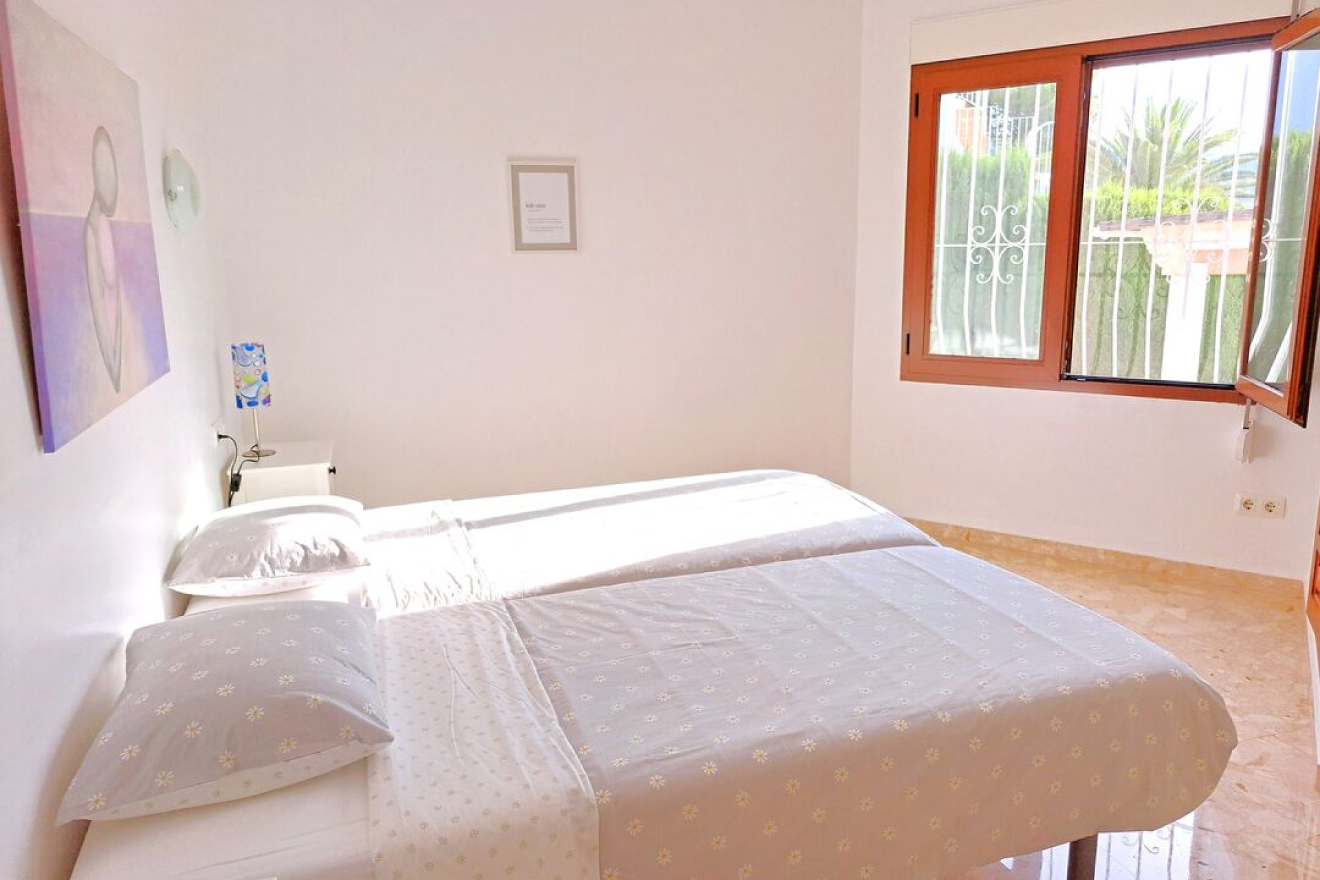 Használt Ingatlanok - Sorház -
Moraira - Costa Blanca