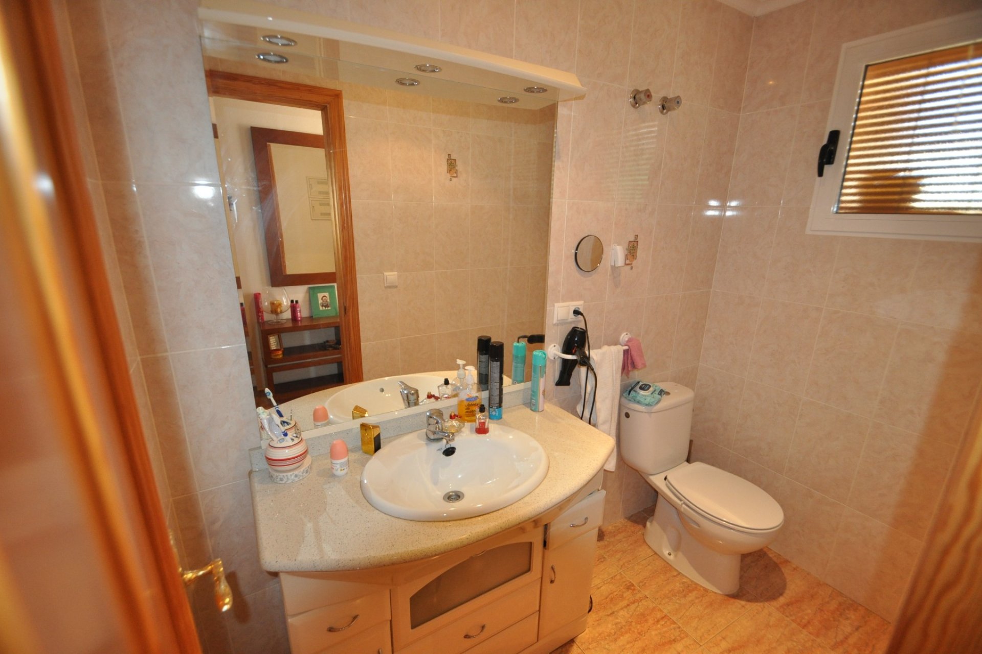 Használt Ingatlanok - Sorház -
Pinoso - Inland