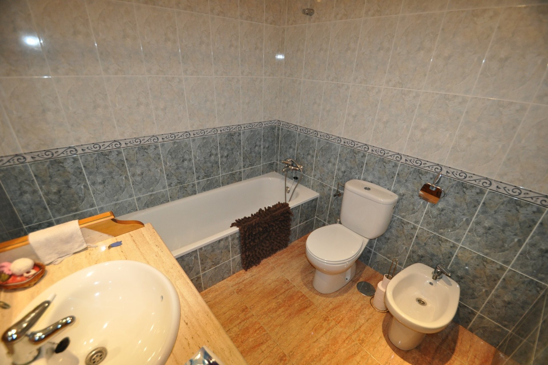 Használt Ingatlanok - Sorház -
Pinoso - Inland