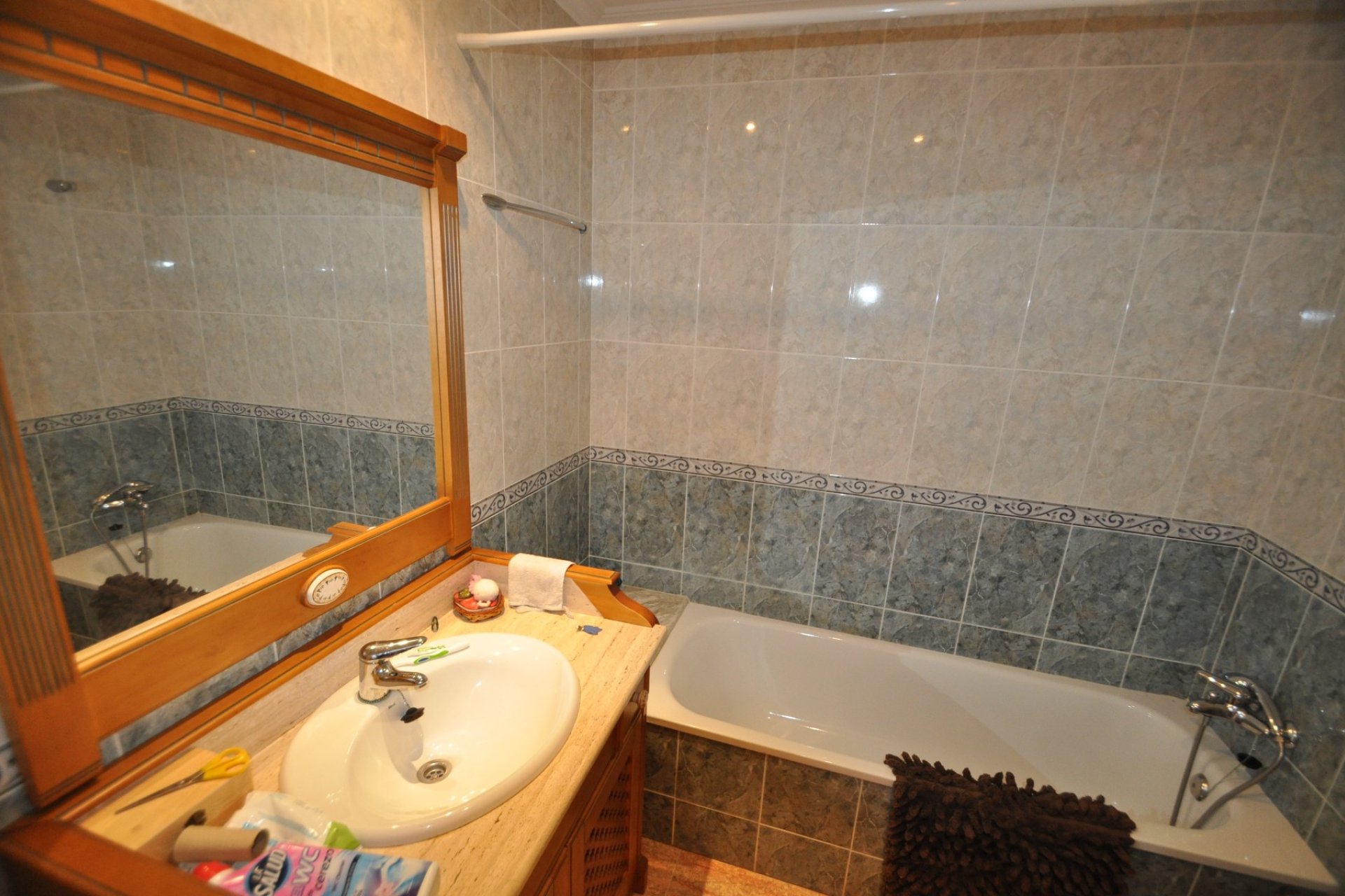 Használt Ingatlanok - Sorház -
Pinoso - Inland