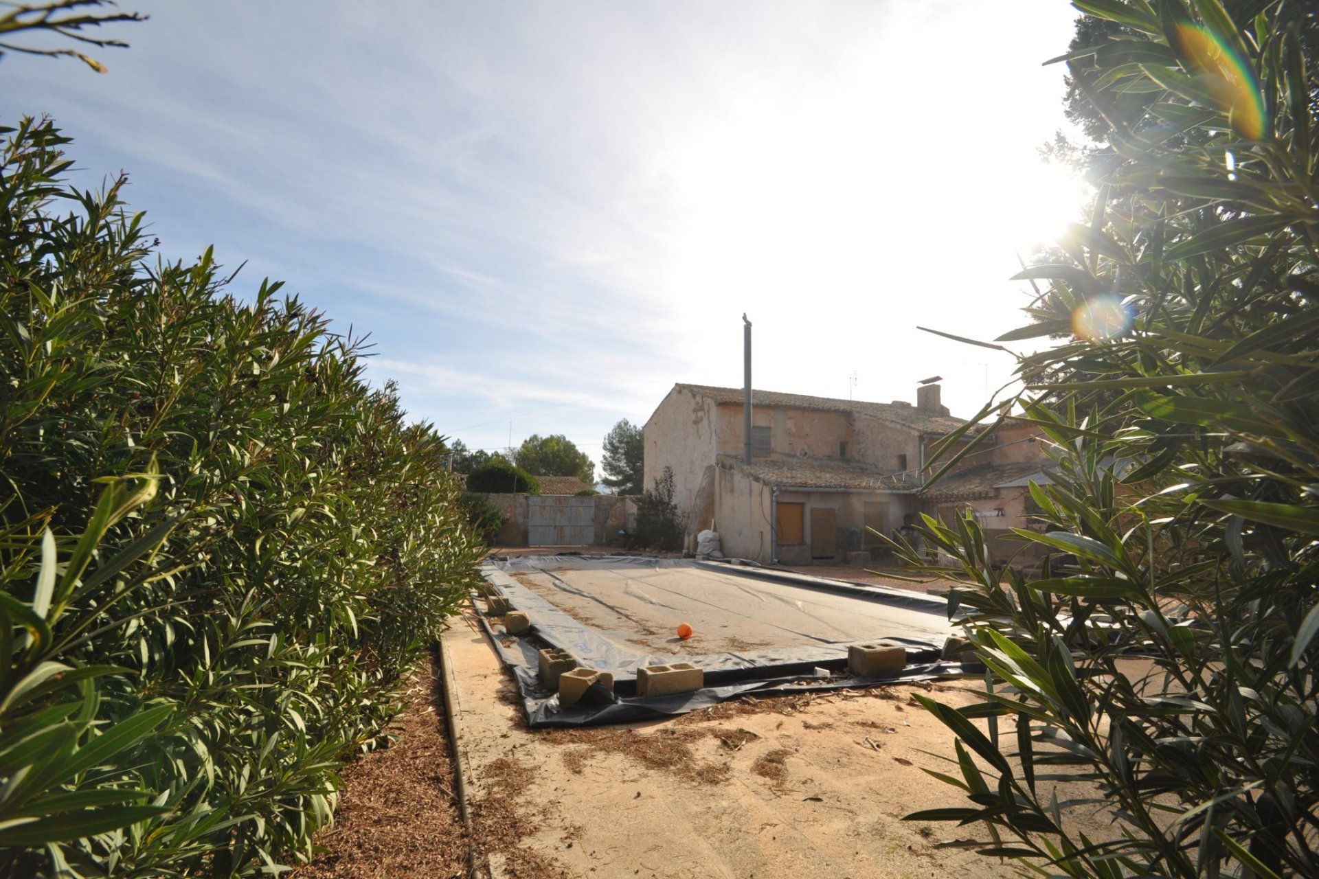 Használt Ingatlanok - Sorház -
Pinoso - Inland