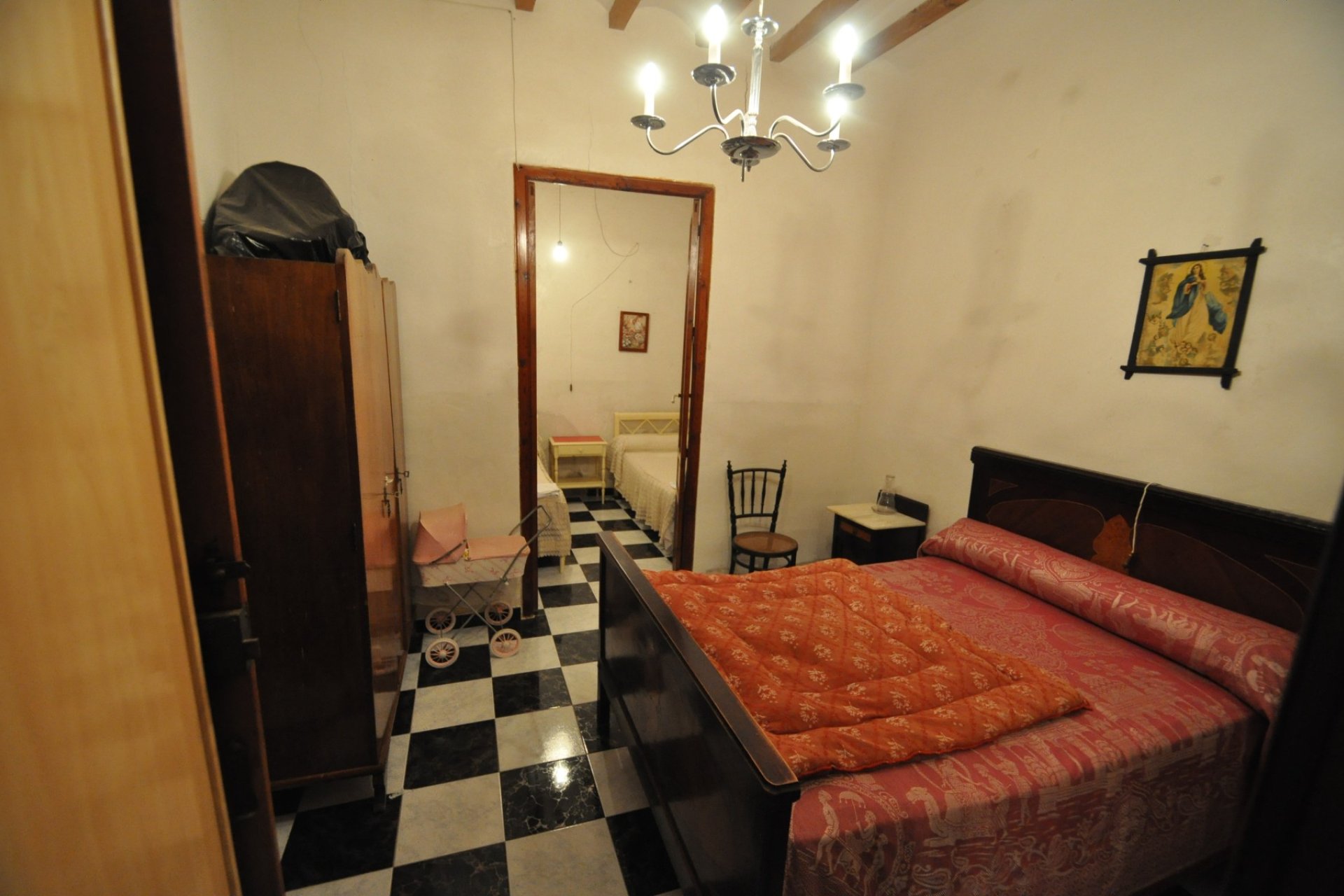 Használt Ingatlanok - Sorház -
Pinoso - Inland