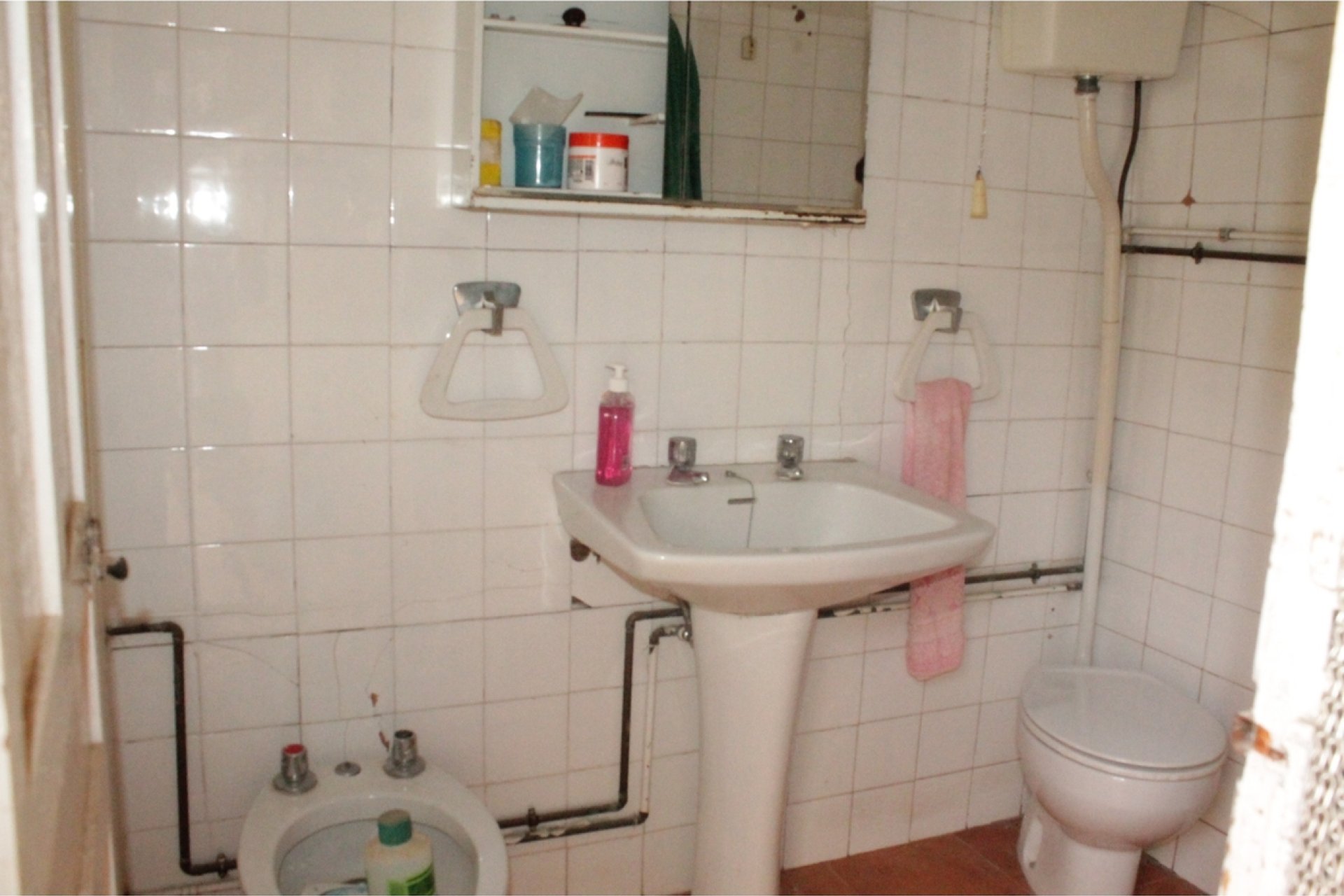 Használt Ingatlanok - Sorház -
Pinoso - Inland