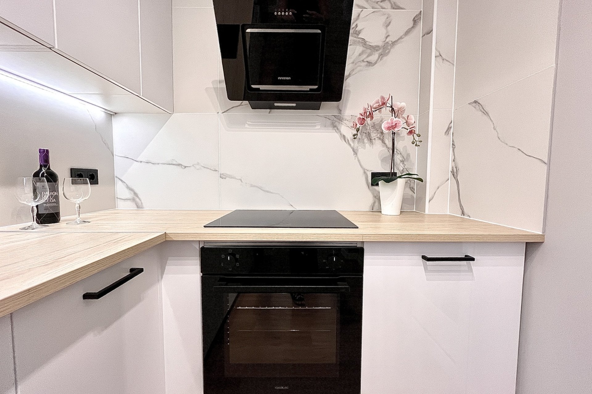 Használt Ingatlanok - Sorház -
Playa Flamenca - Costa Blanca