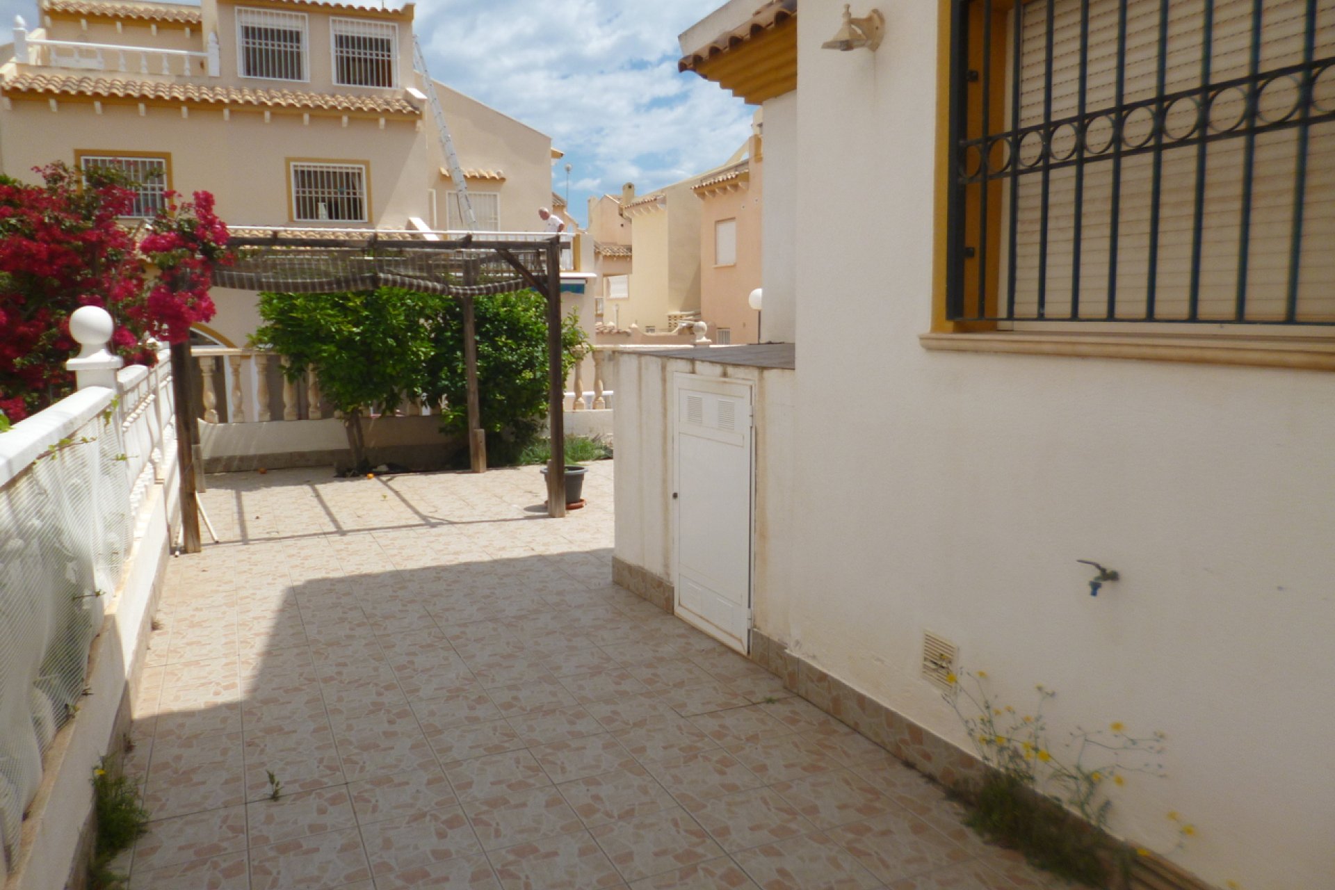 Használt Ingatlanok - Sorház -
Playa Flamenca - Costa Blanca