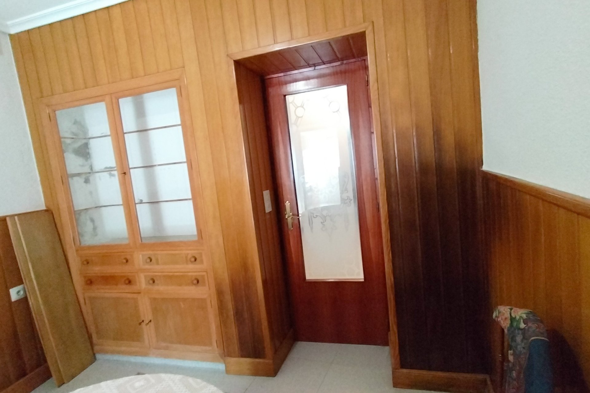 Használt Ingatlanok - Sorház -
Sax - Inland