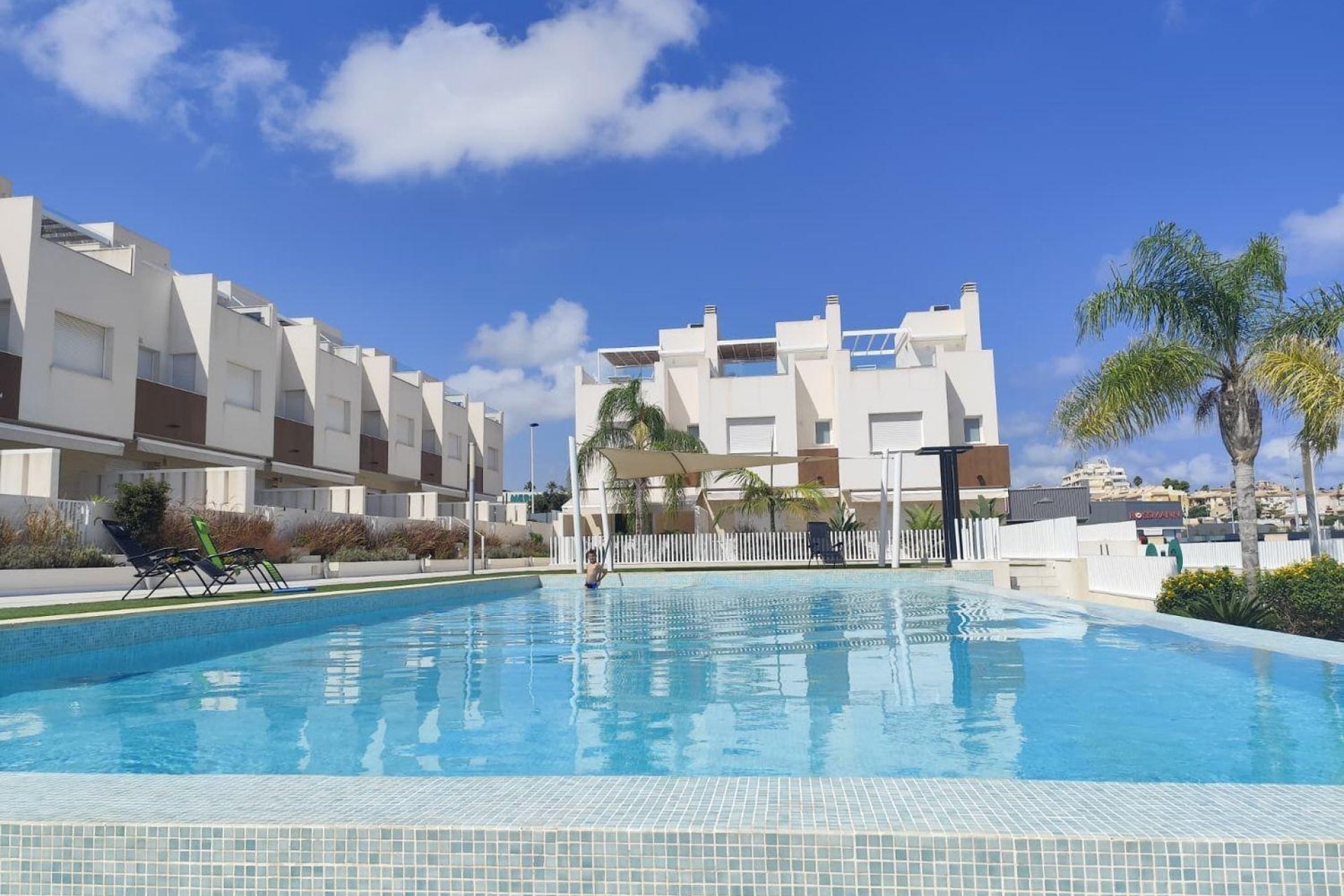 Használt Ingatlanok - Sorház -
Torrevieja - Aguas Nuevas