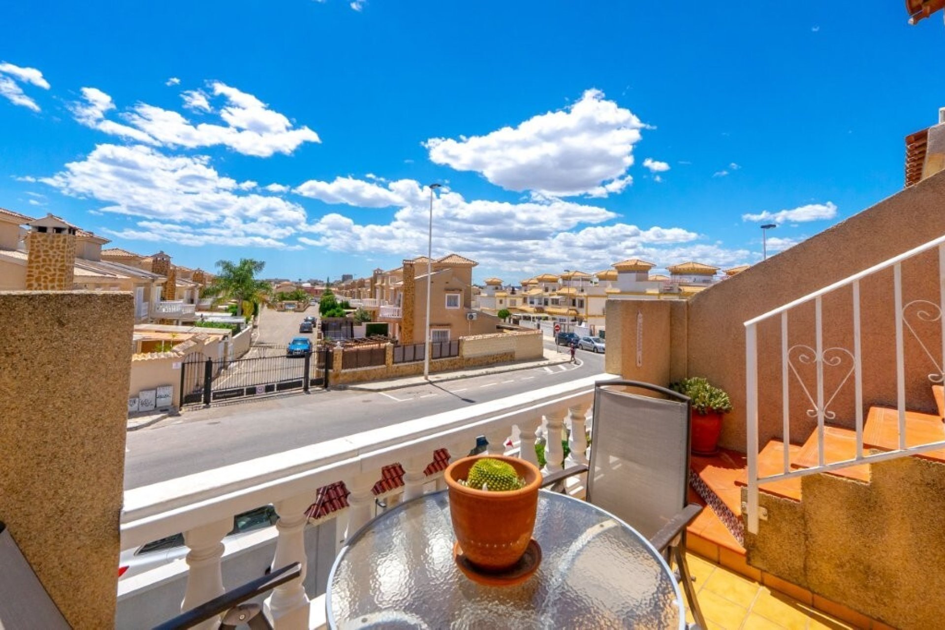 Használt Ingatlanok - Sorház -
Torrevieja - Aguas Nuevas