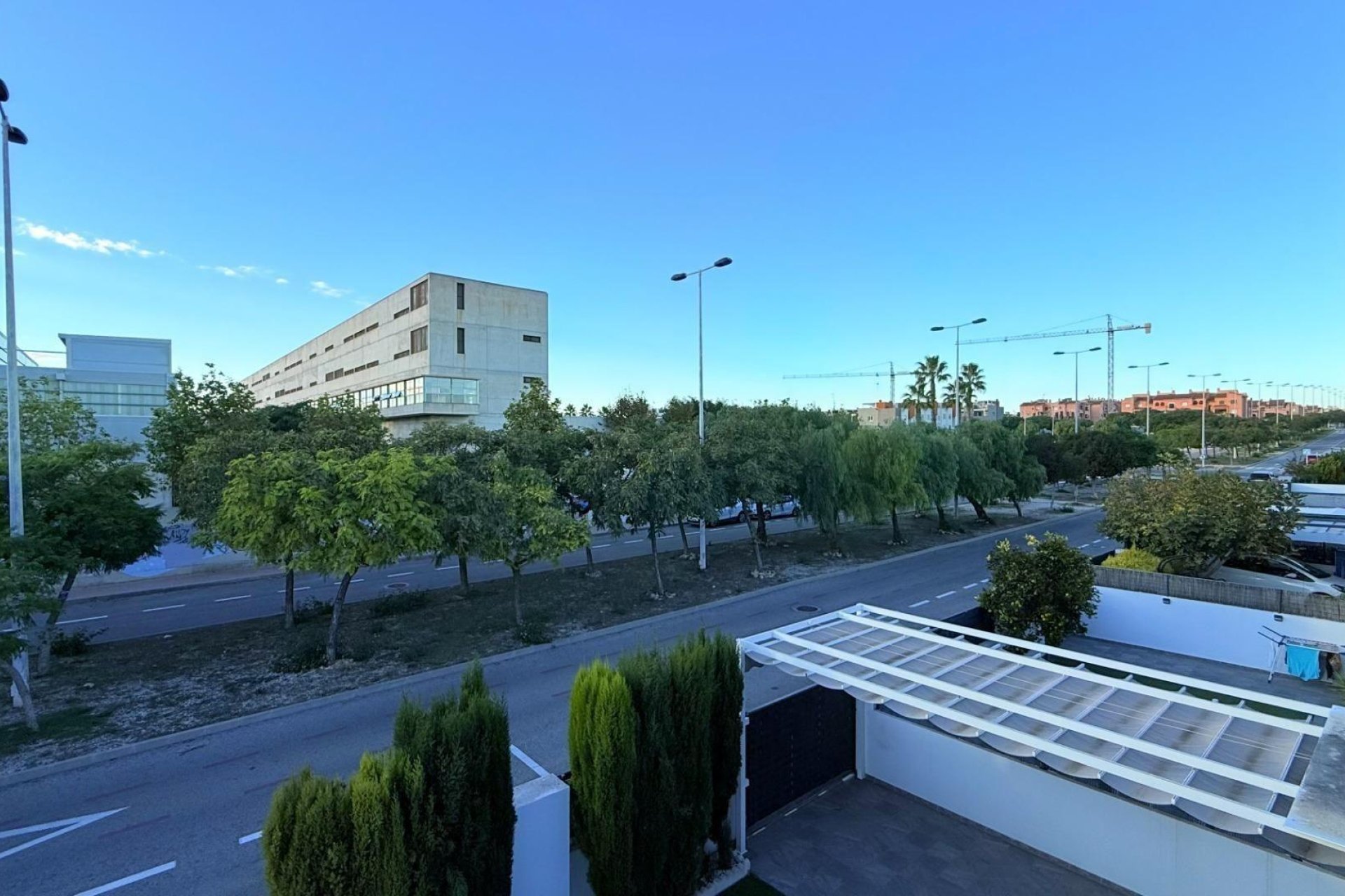 Használt Ingatlanok - Sorház -
Torrevieja - Aguas Nuevas