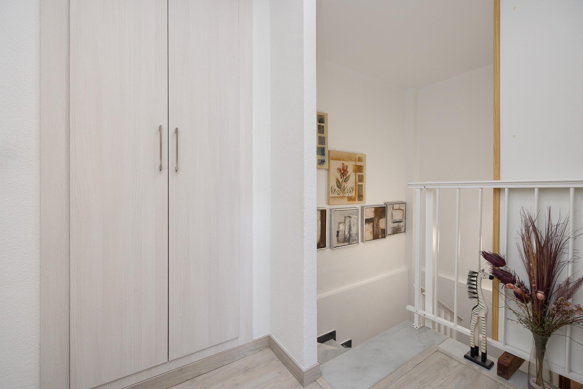 Használt Ingatlanok - Sorház -
Torrevieja - Aguas Nuevas