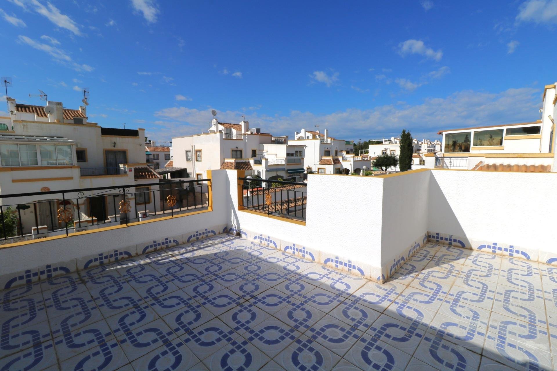 Használt Ingatlanok - Sorház -
Torrevieja - Carrefour