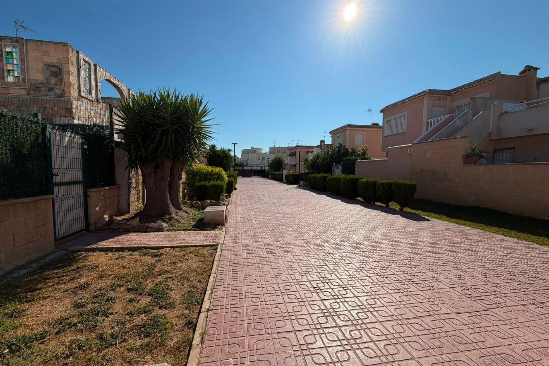 Használt Ingatlanok - Sorház -
Torrevieja - Carrefour