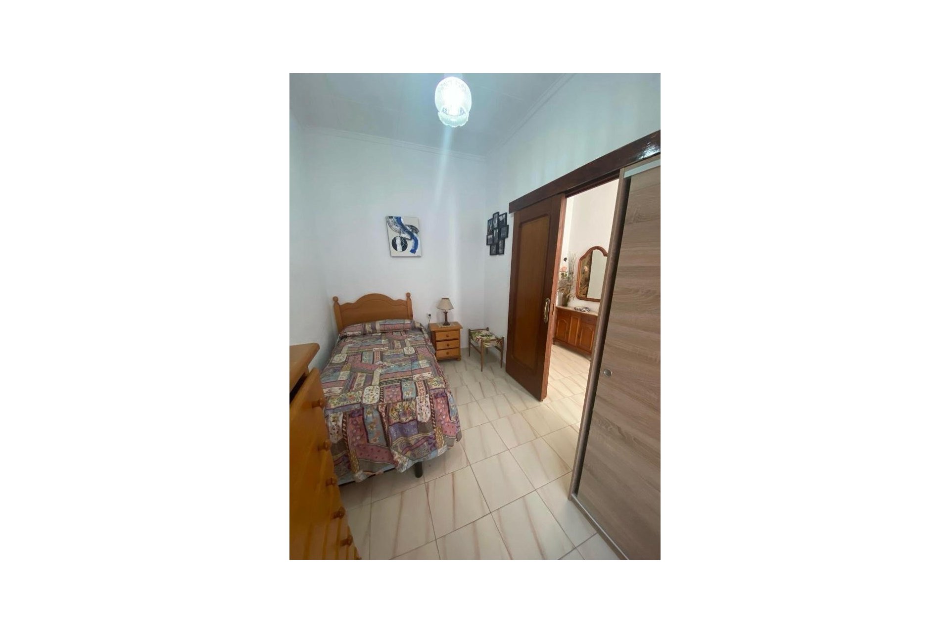 Használt Ingatlanok - Sorház -
Torrevieja - Centrum