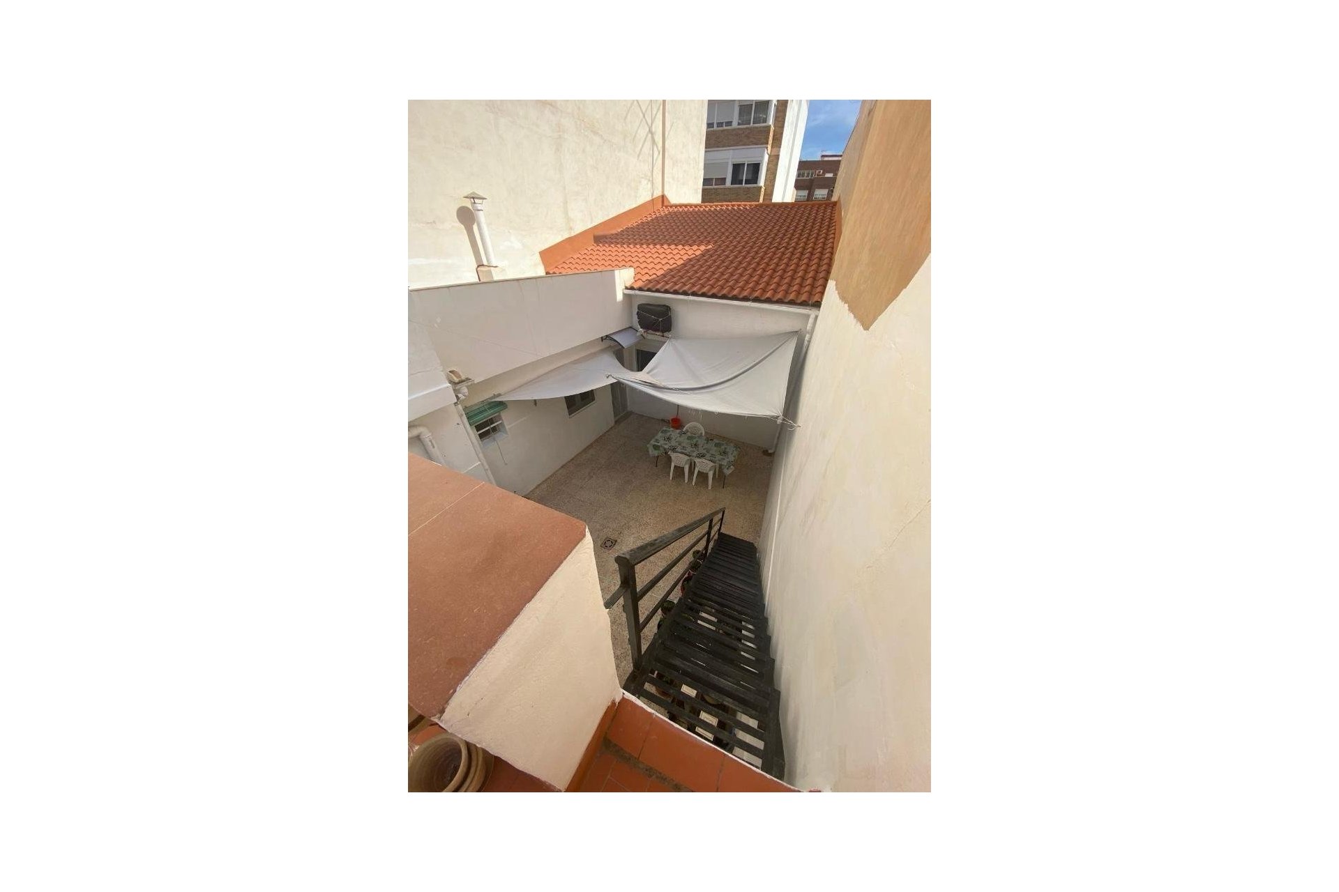 Használt Ingatlanok - Sorház -
Torrevieja - Centrum